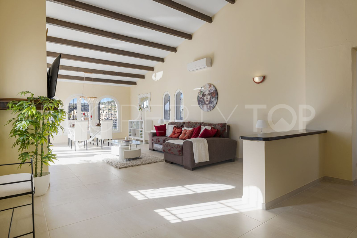 Estepona Hills, villa de 4 dormitorios en venta