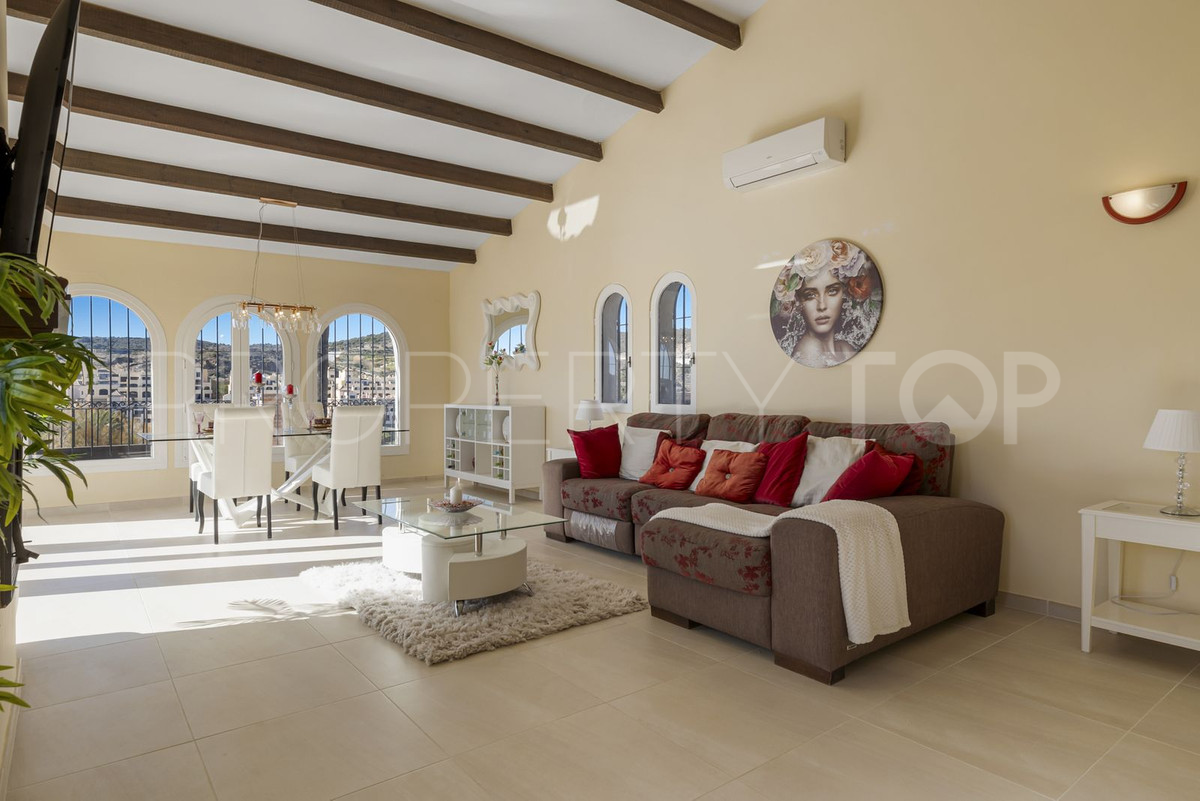 Estepona Hills, villa de 4 dormitorios en venta