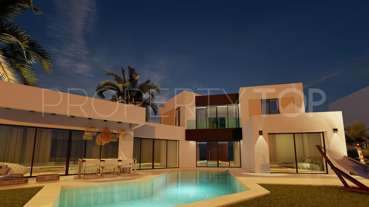 Se vende villa en Estepona Hills con 3 dormitorios