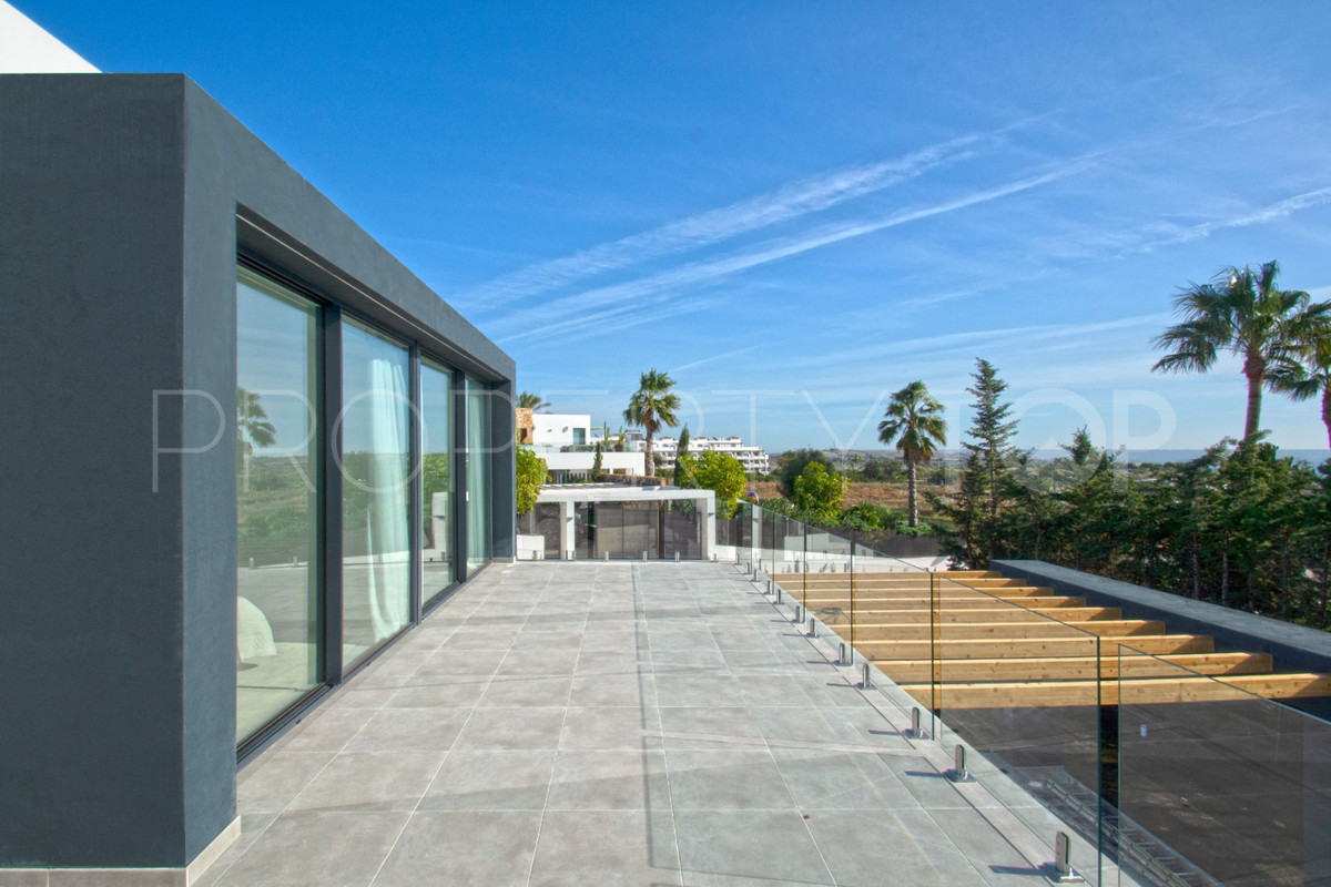 For sale villa in Estepona Hills