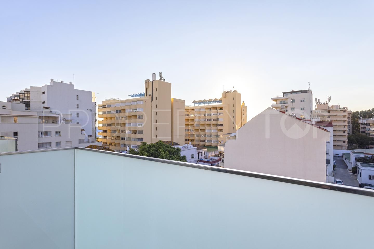 Las Lomas de Marbella, estudio en venta con 2 dormitorios
