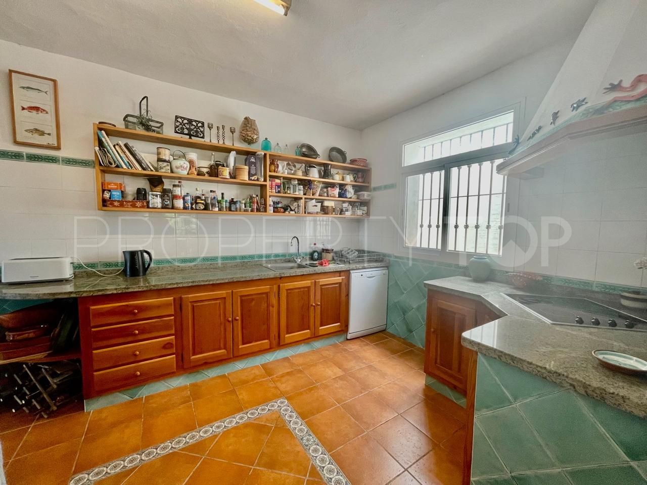 For sale studio in San Martin del Tesorillo with 6 bedrooms