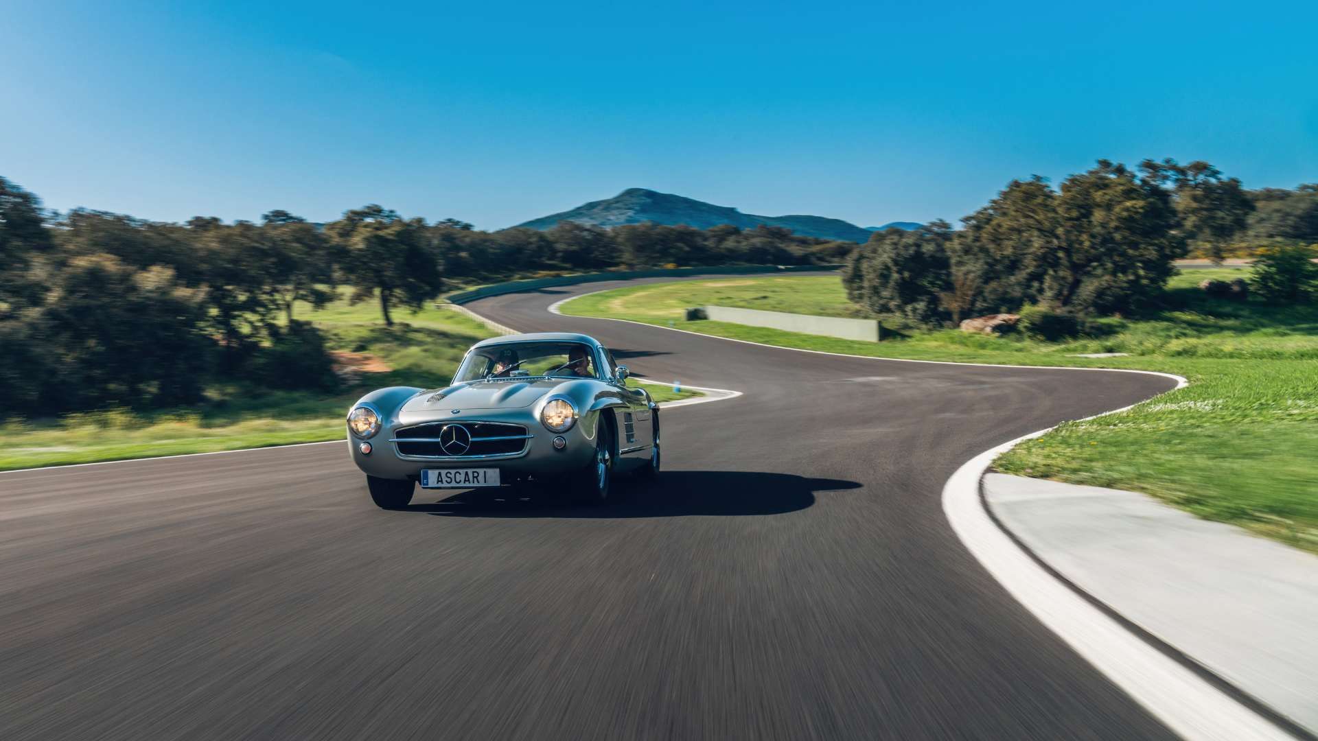 Private Circuits