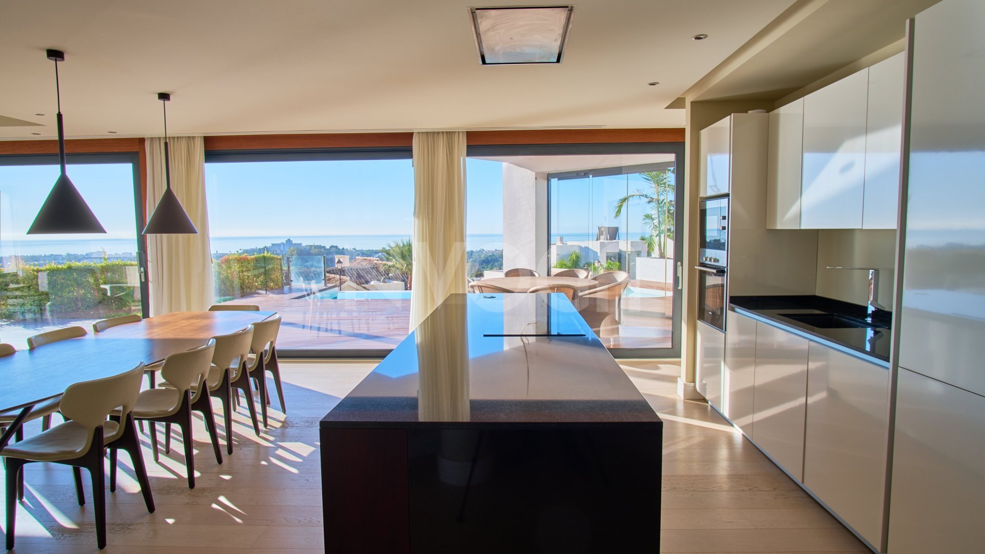 Villa with views in the Mirador del Paraíso, Benahavís