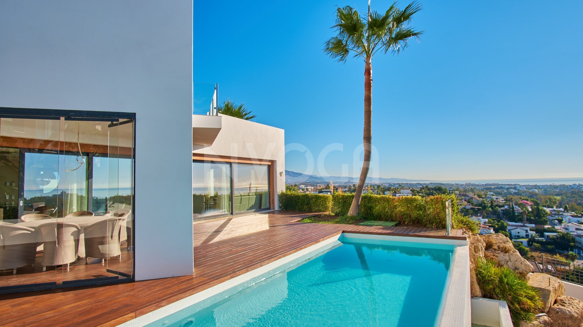 Villa with views in the Mirador del Paraíso, Benahavís