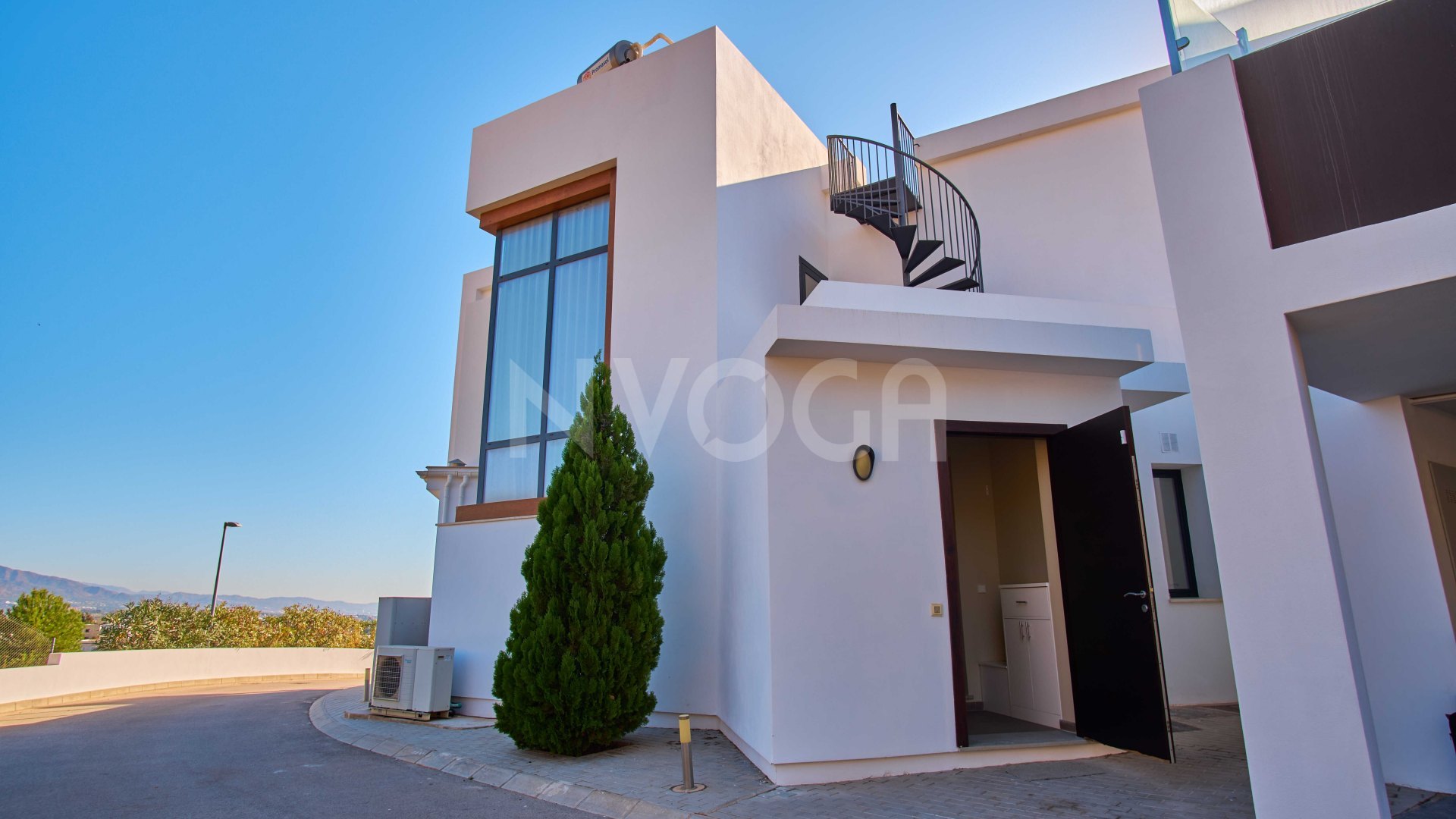 Villa with views in the Mirador del Paraíso, Benahavís