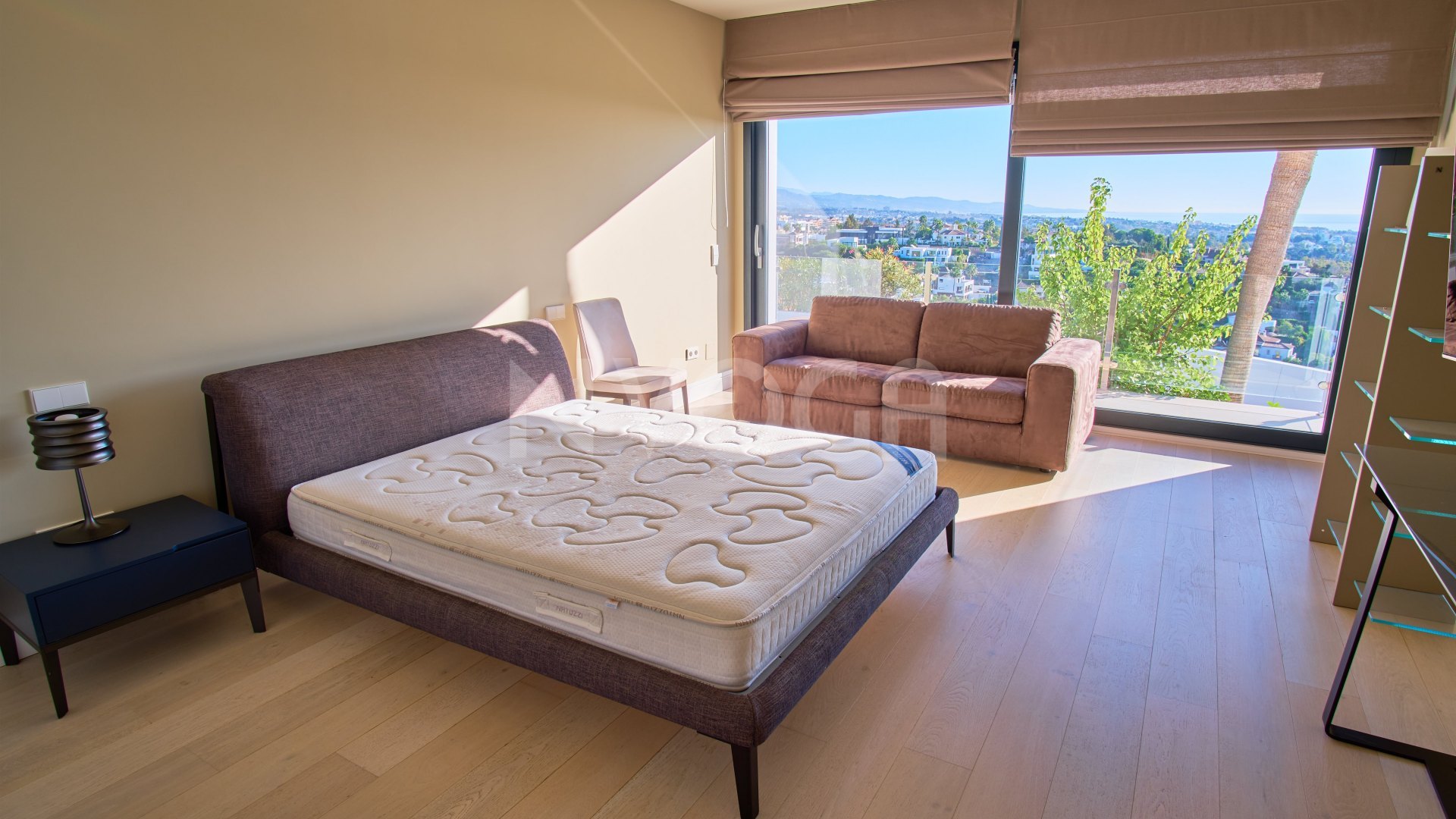 Villa with views in the Mirador del Paraíso, Benahavís