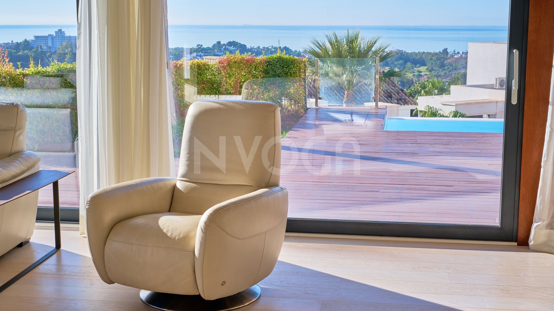 Villa with views in the Mirador del Paraíso, Benahavís
