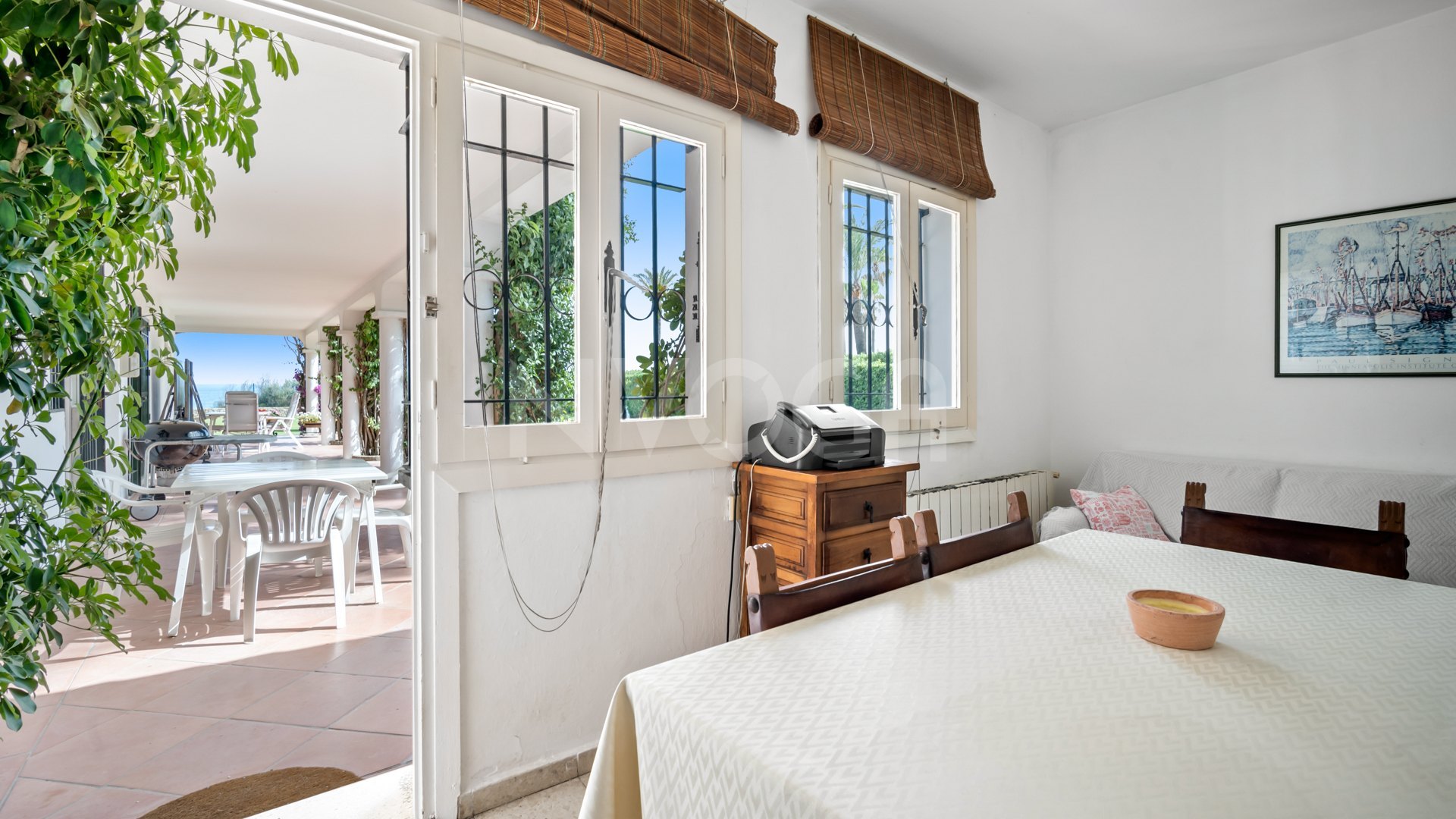 Beautiful classic beachfront villa in Estepona