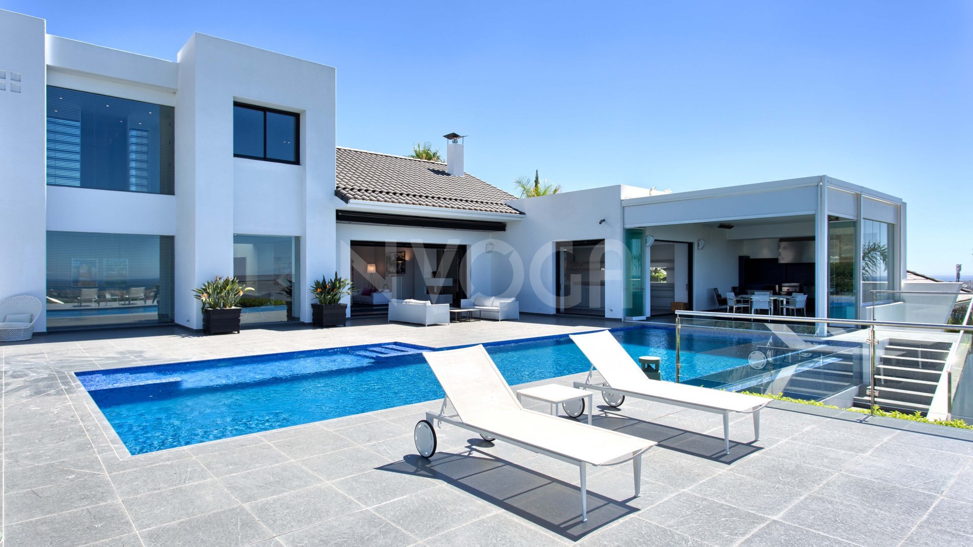 Beautiful contemporary villa located in the heart of Benahavís