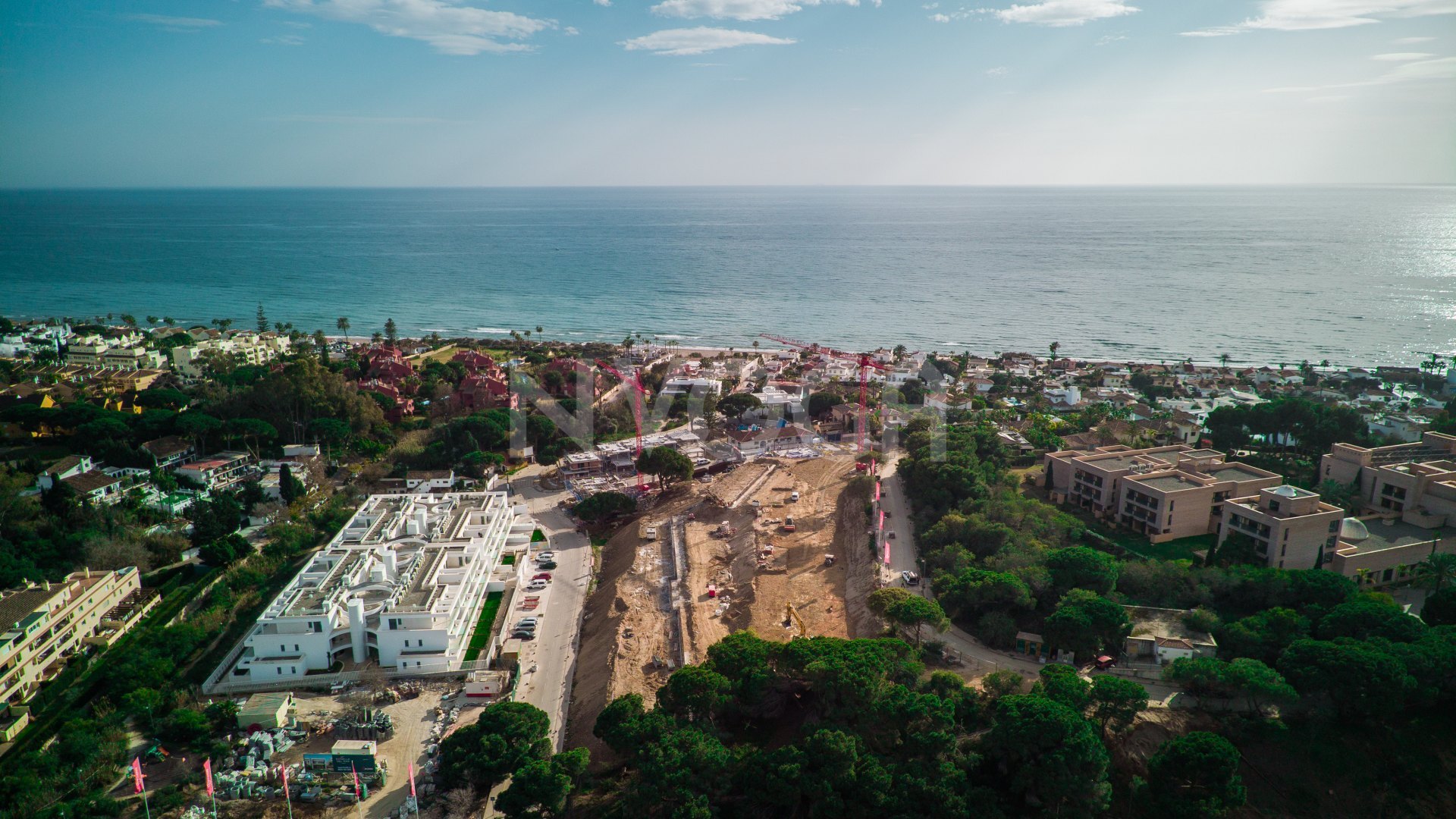 OBRA COMENZADA!!! Adosada de nueva construcción de 3 dormitorios en Marbella lado playa