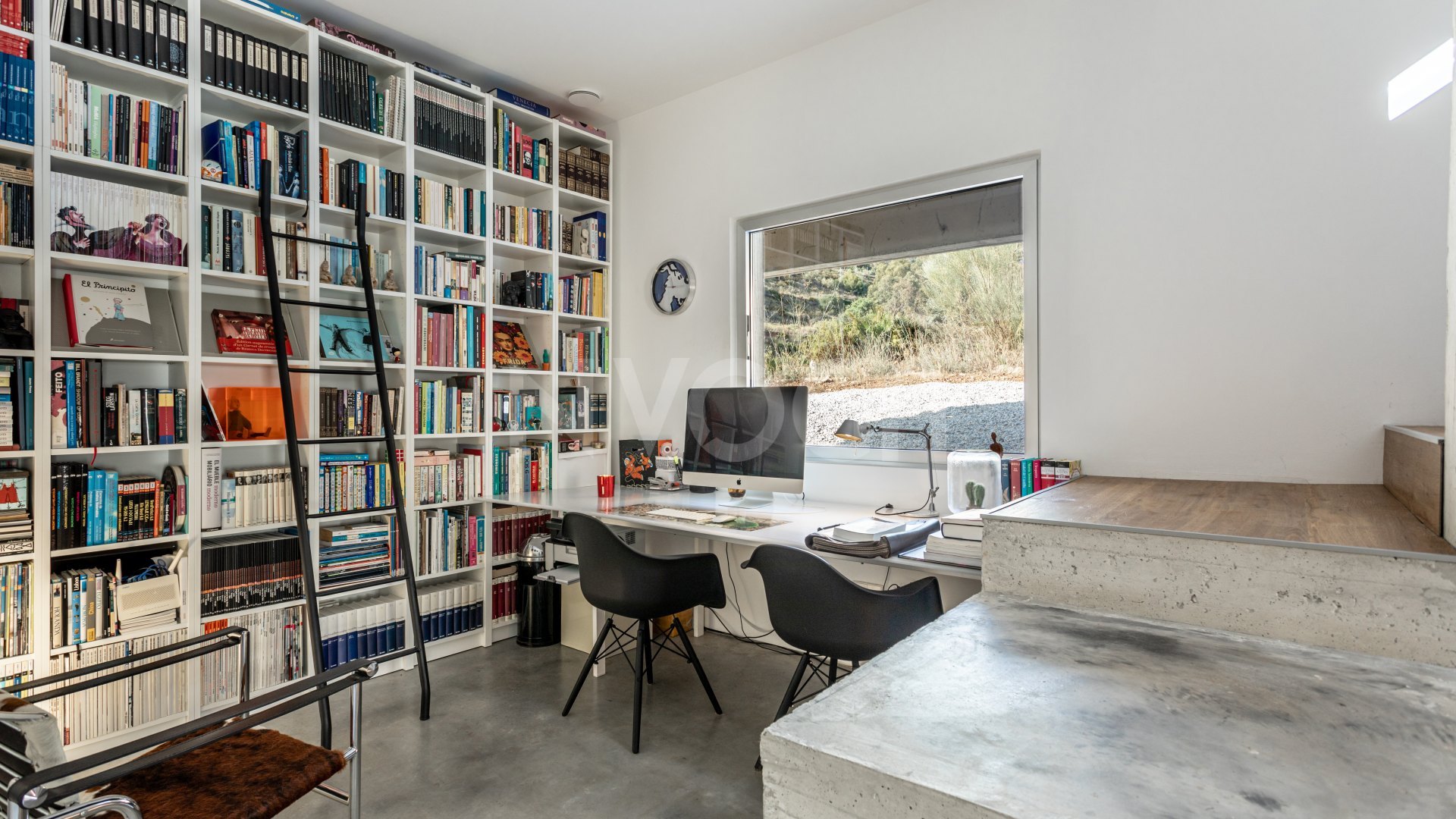 Luxury contemporary villa with minimalist design in the Valtocado Urbanization, Mijas