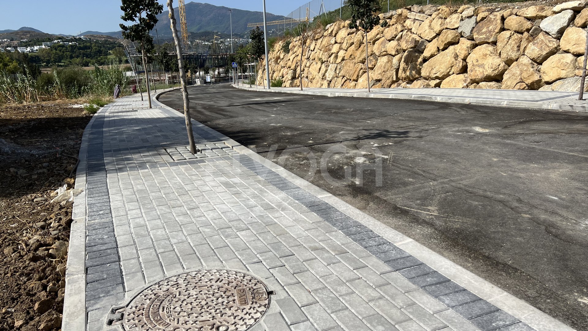 Parcela de terreno con proyecto en El Campanario Golf, Nueva Milla de Oro