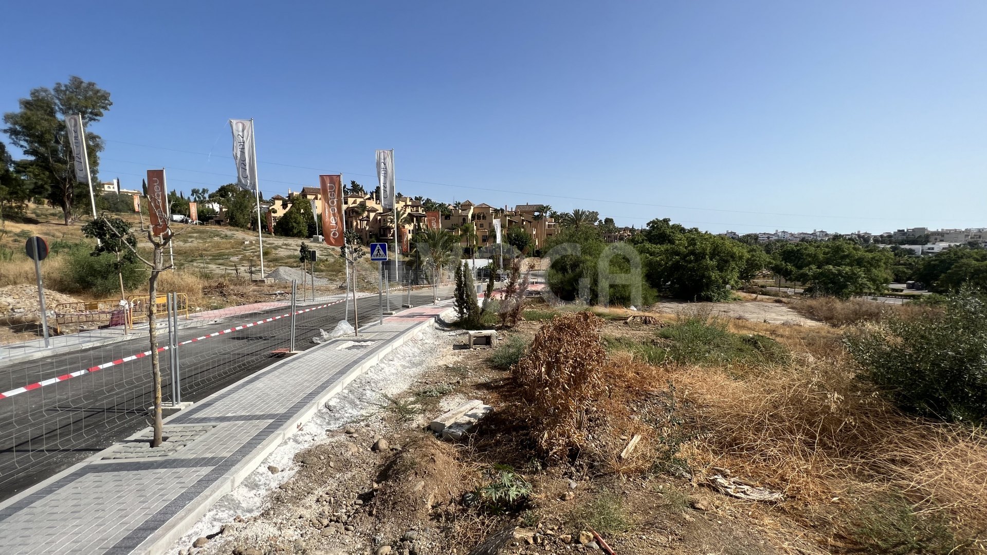 Parcela de terreno con proyecto en El Campanario Golf, Nueva Milla de Oro