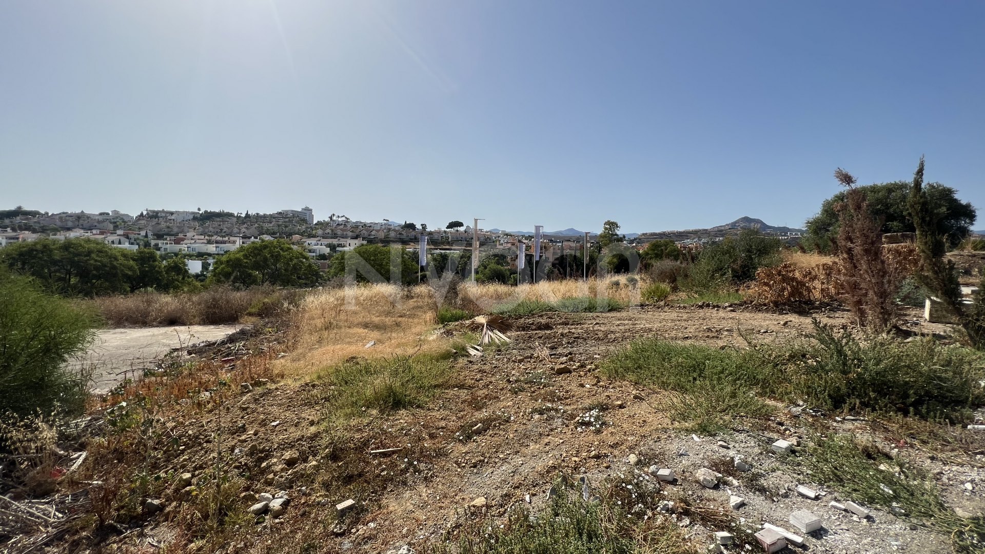 Parcela de terreno con proyecto en El Campanario Golf, Nueva Milla de Oro