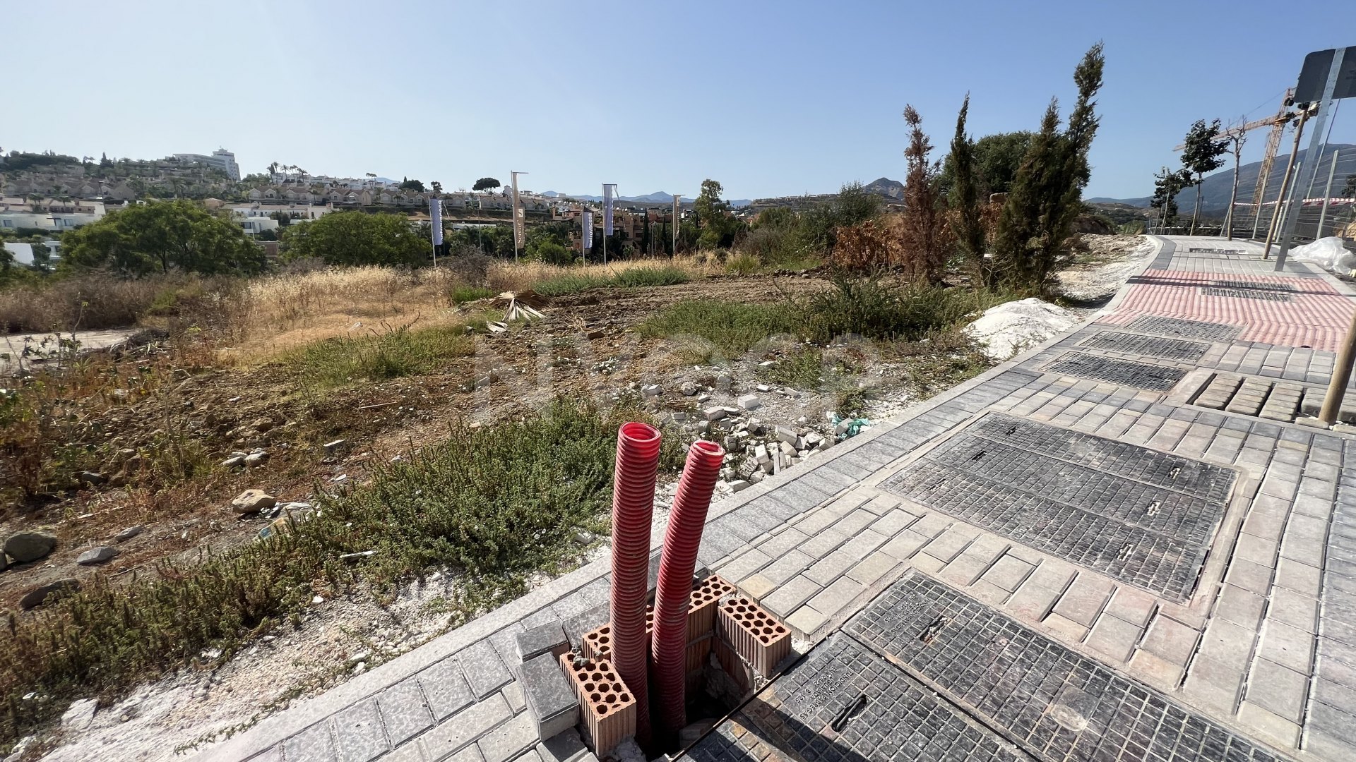 Parcela de terreno con proyecto en El Campanario Golf, Nueva Milla de Oro