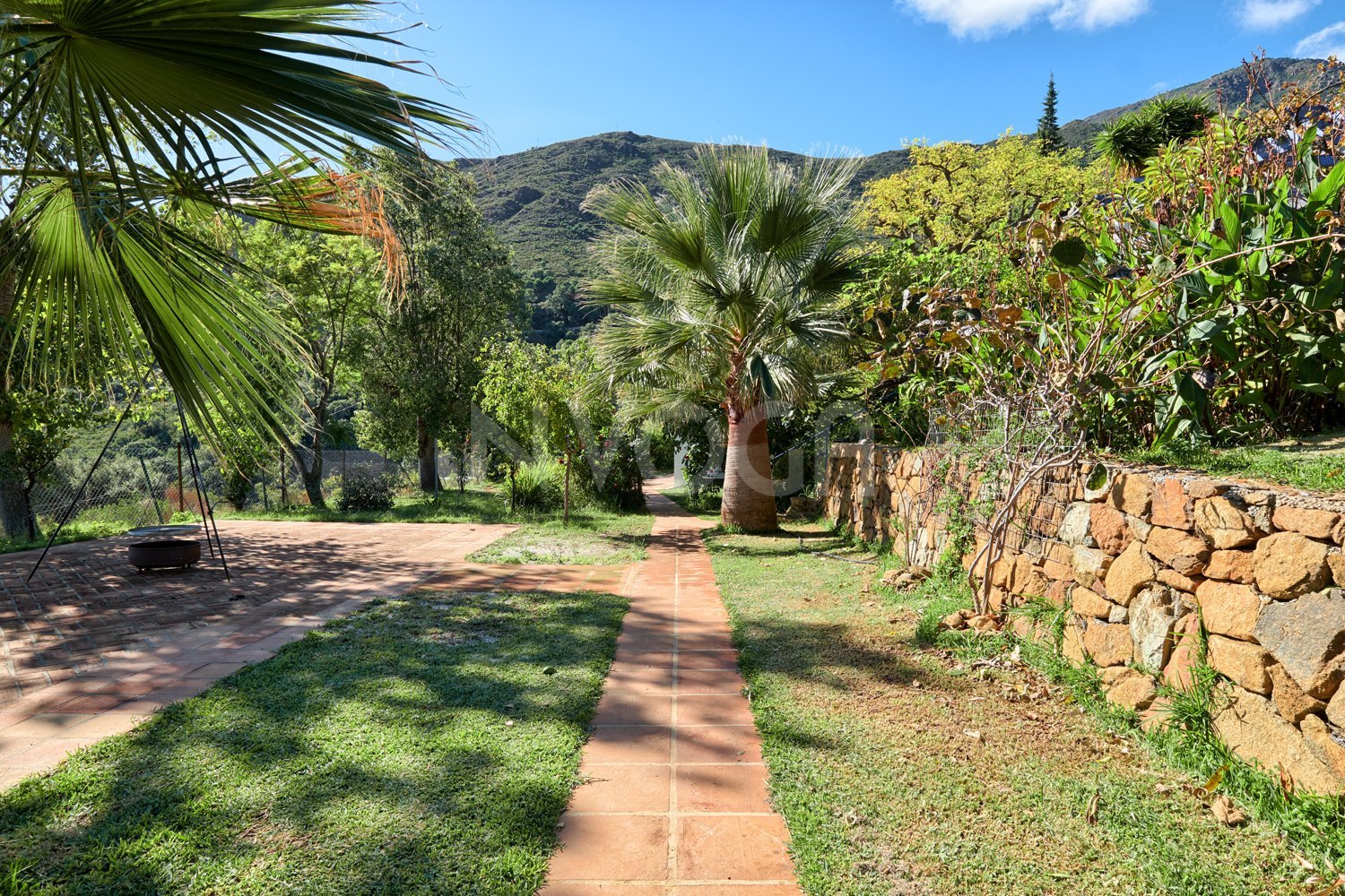 Villa with charm located in Sierra Bermeja, Estepona
