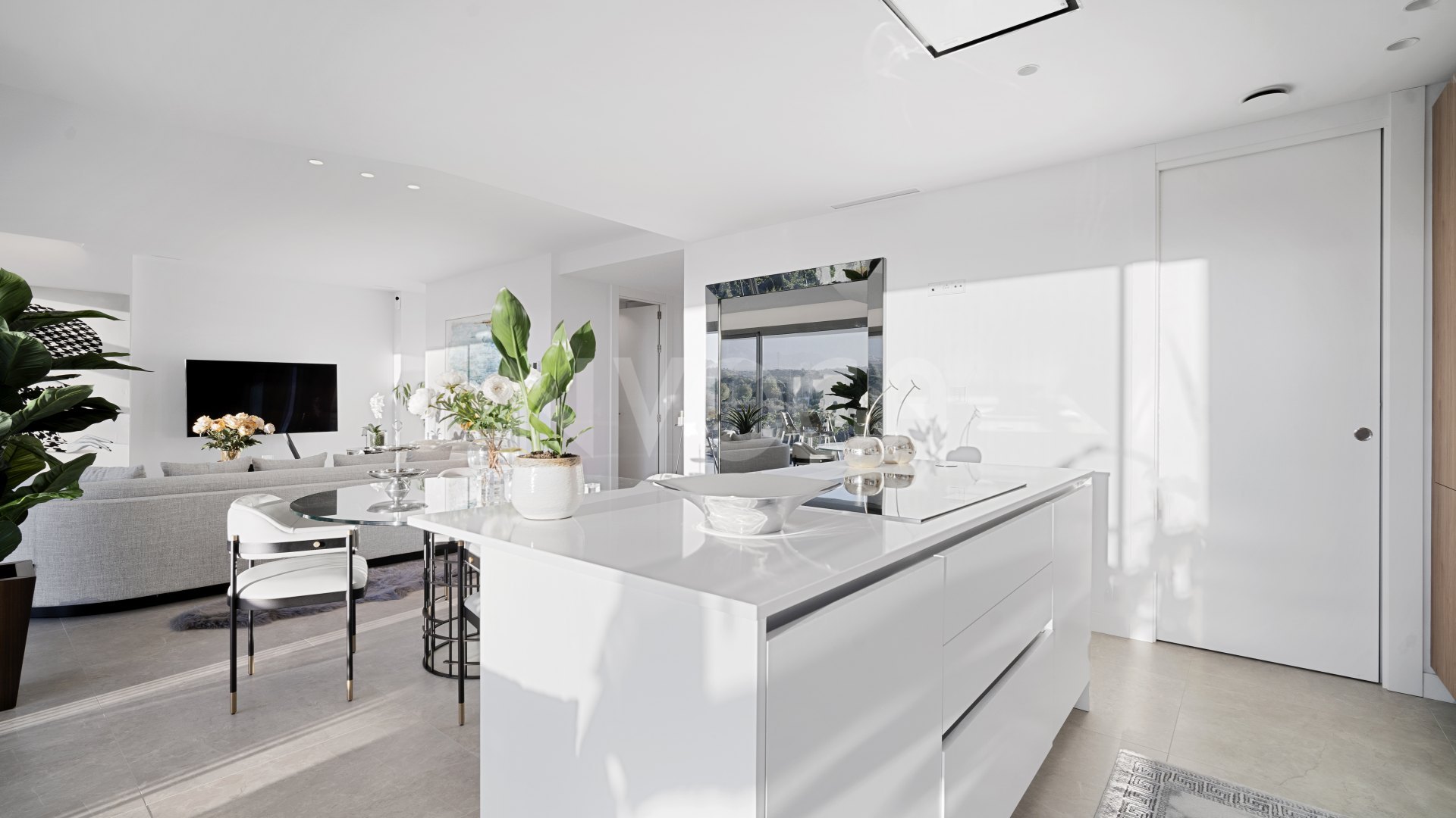 Exceptional luxury frontline golf newly built villa with stunning sea & golf views