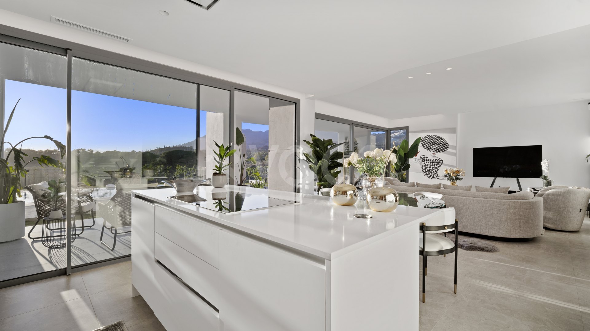 Exceptional luxury frontline golf newly built villa with stunning sea & golf views