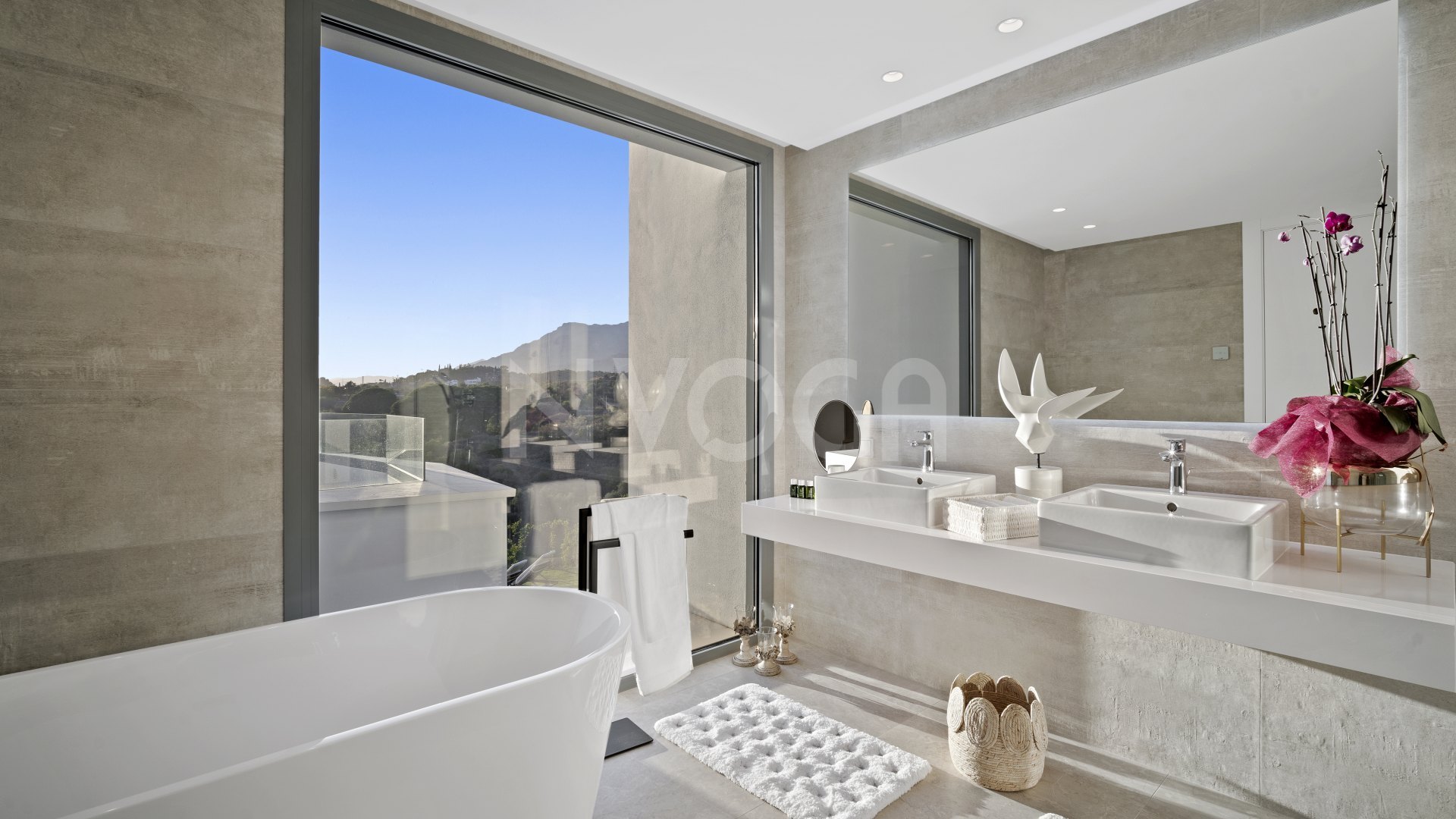 Exceptional luxury frontline golf newly built villa with stunning sea & golf views