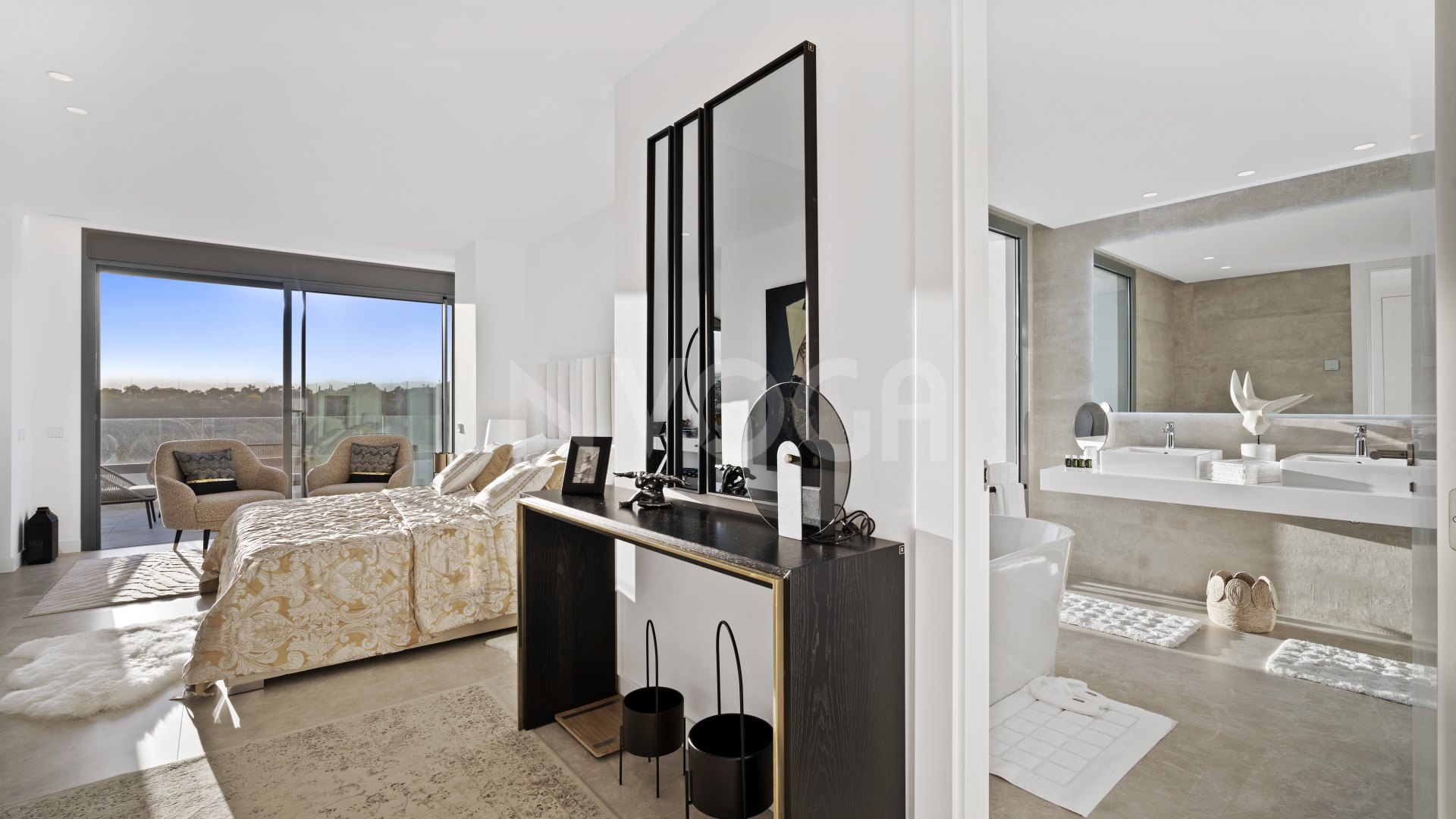 Exceptional luxury frontline golf newly built villa with stunning sea & golf views
