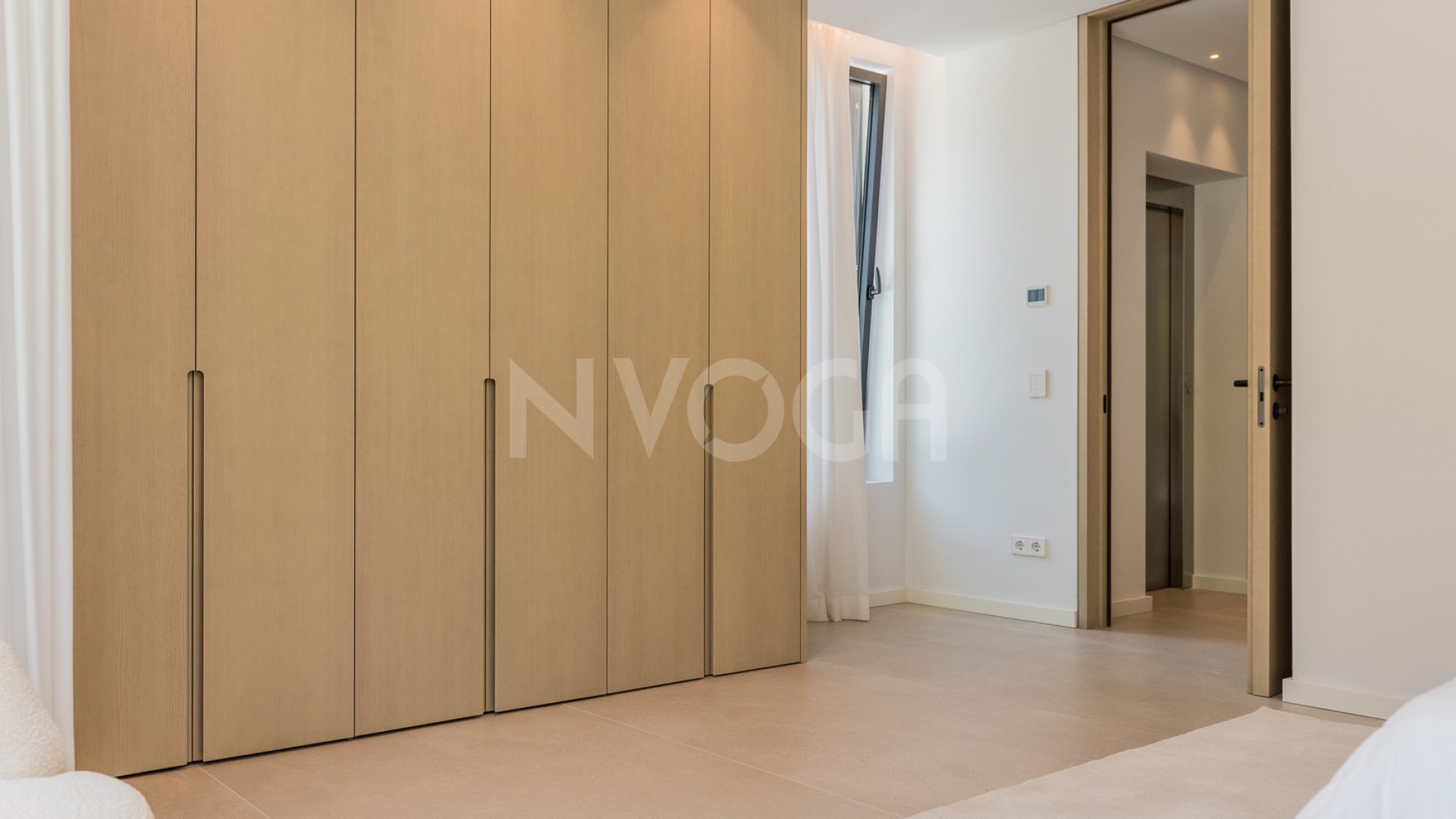 Preciosa villa de nueva construcción ubicada en El Paraíso, Estepona