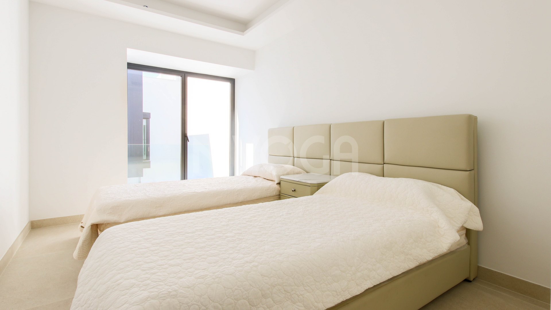 Gorgeous 3 bedroom beachfront townhouse in Estepona, with panoramic sea views.