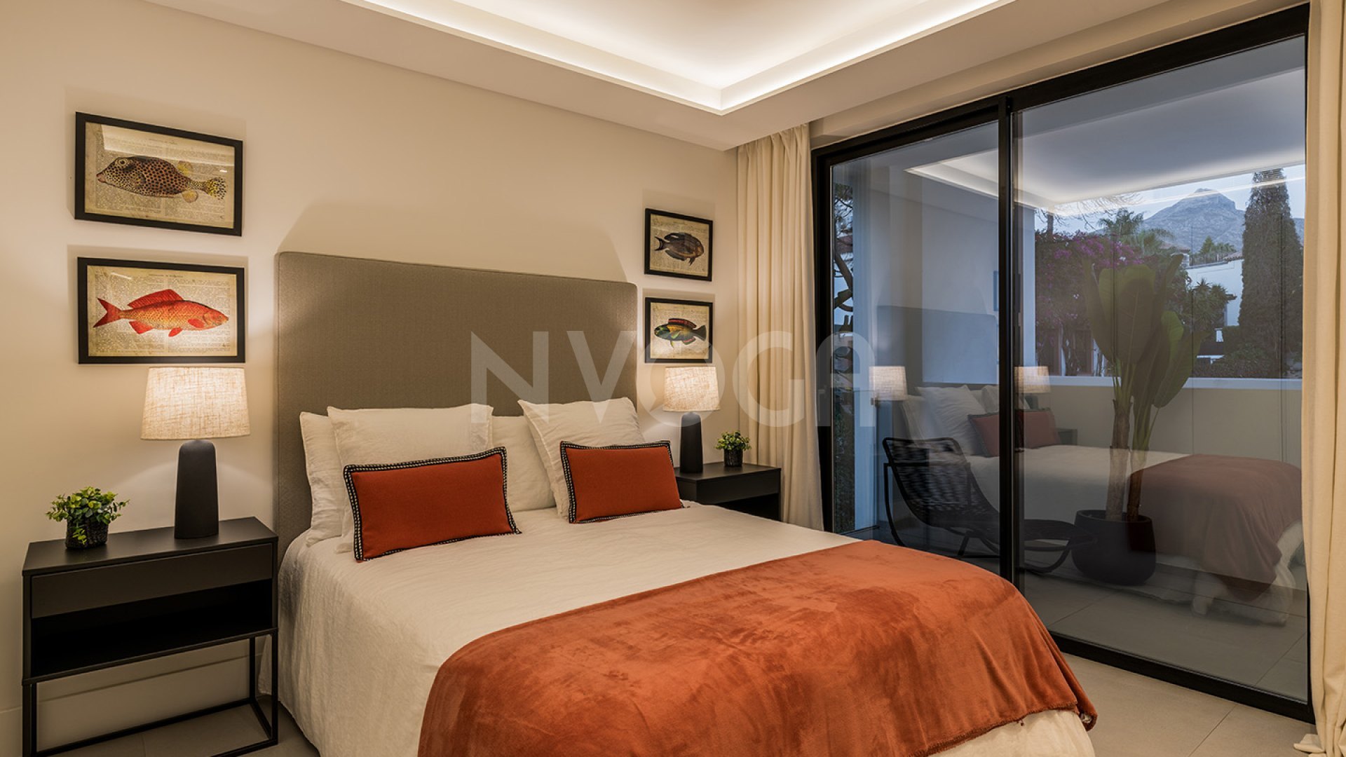 Fantastic villa with mountain views in Las Brisas, Nueva Andalucía