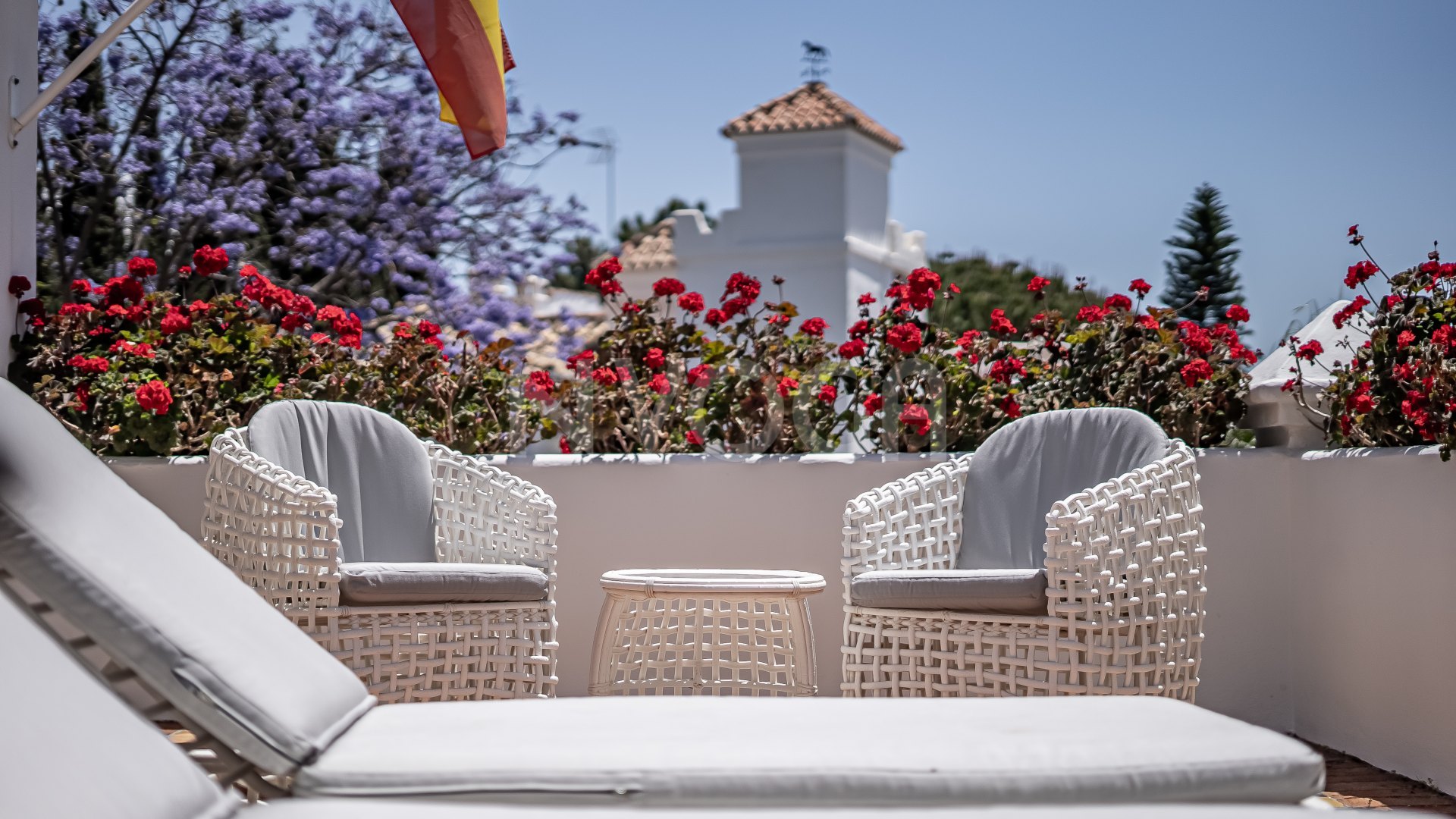 Espectacular villa con vistas al mar en Bahia de Marbella, Marbella Este
