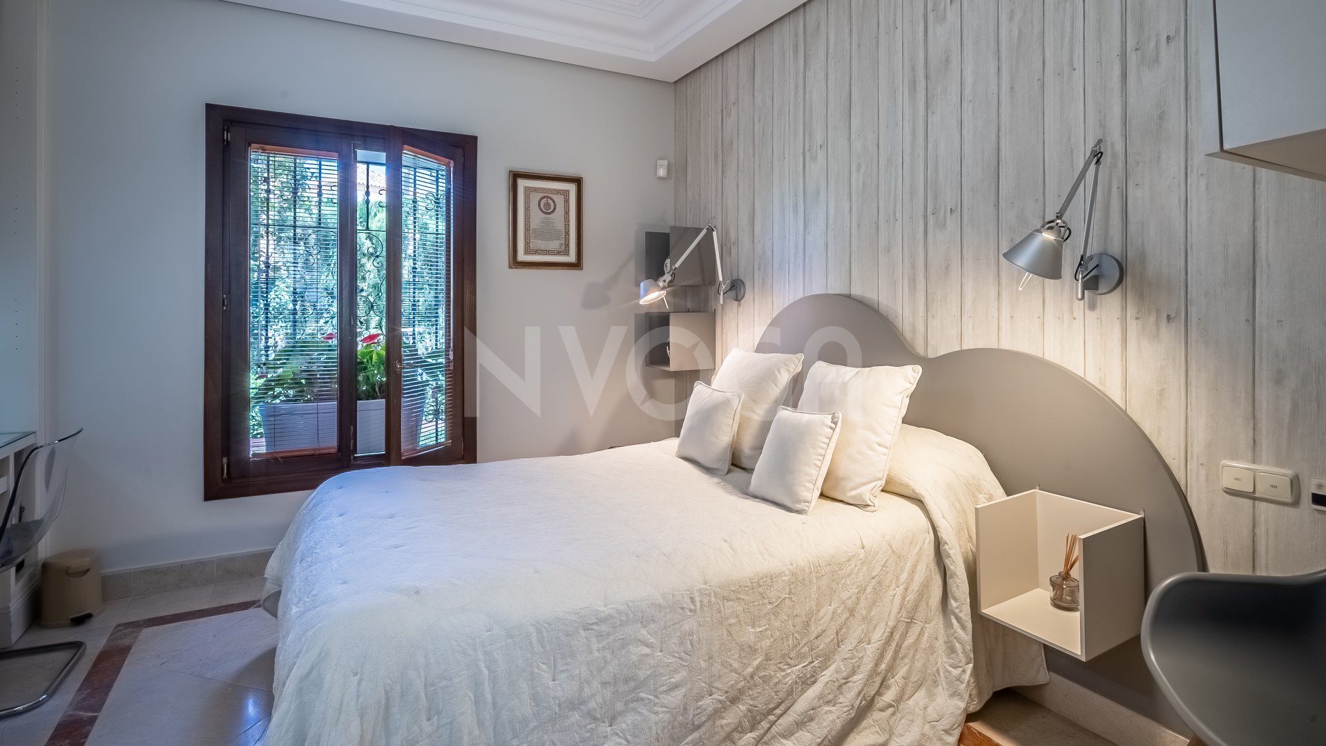 Espectacular villa con vistas al mar en Bahia de Marbella, Marbella Este