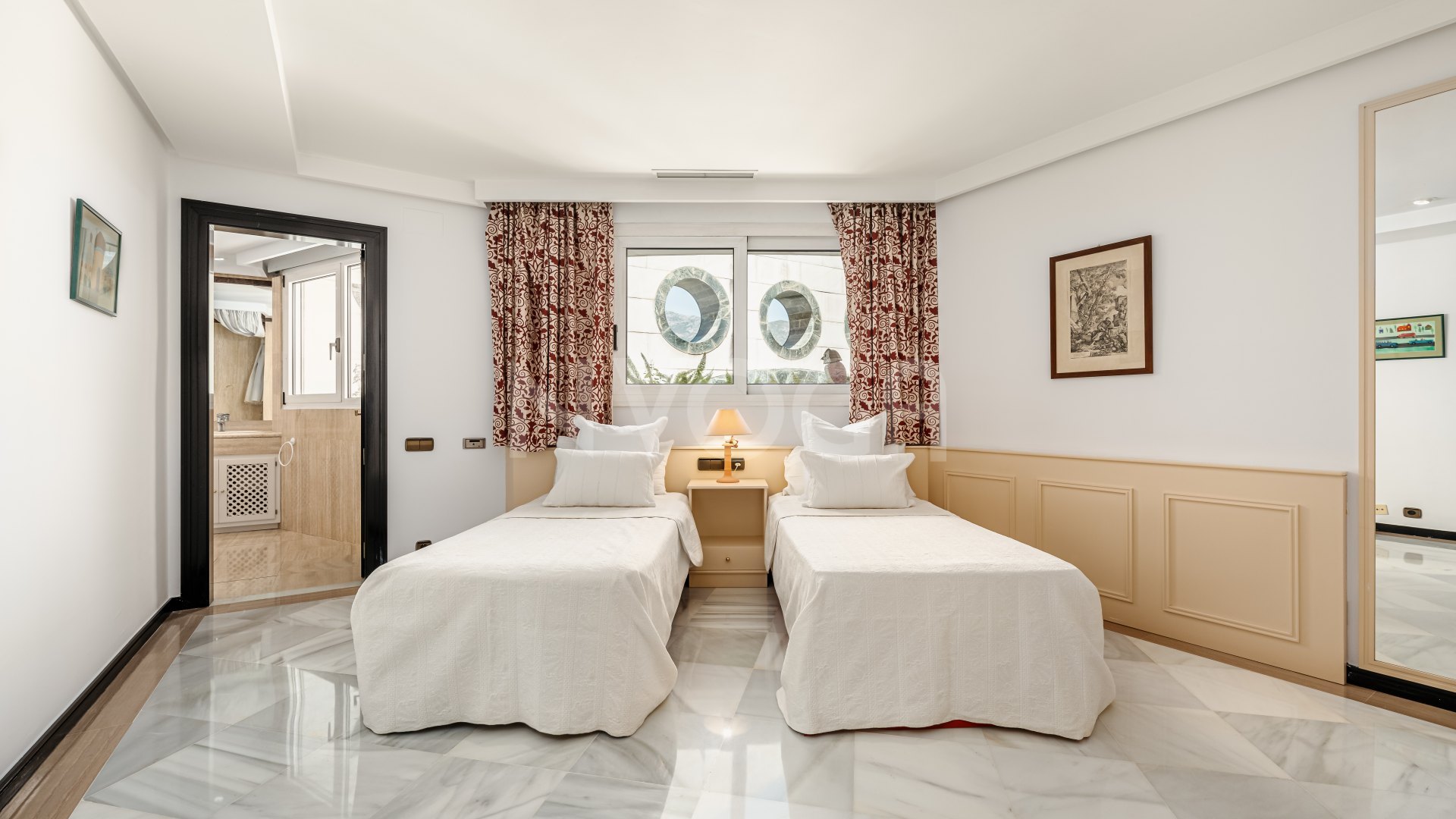 Precioso apartamento en primera linea de playa de Marbella Centro