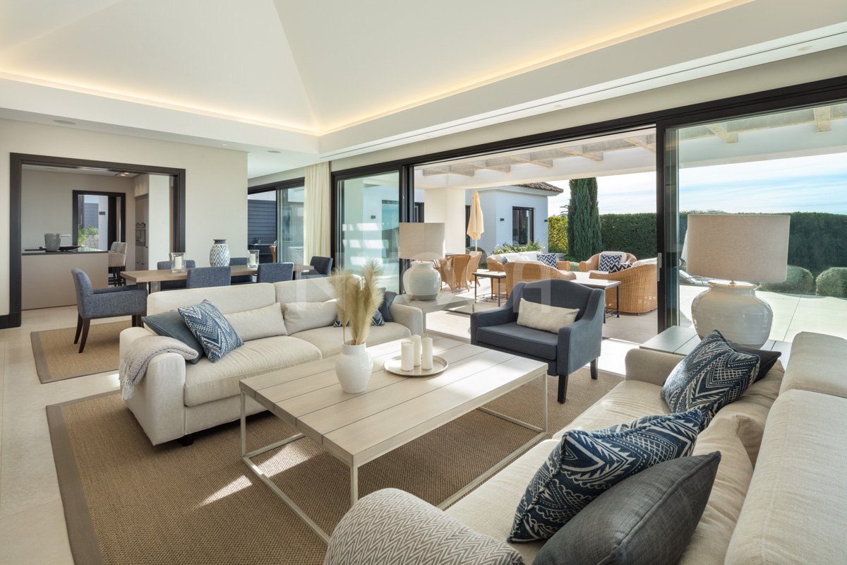 Increíble villa muy bien situada en Haza del Conde, Nueva Andalucía