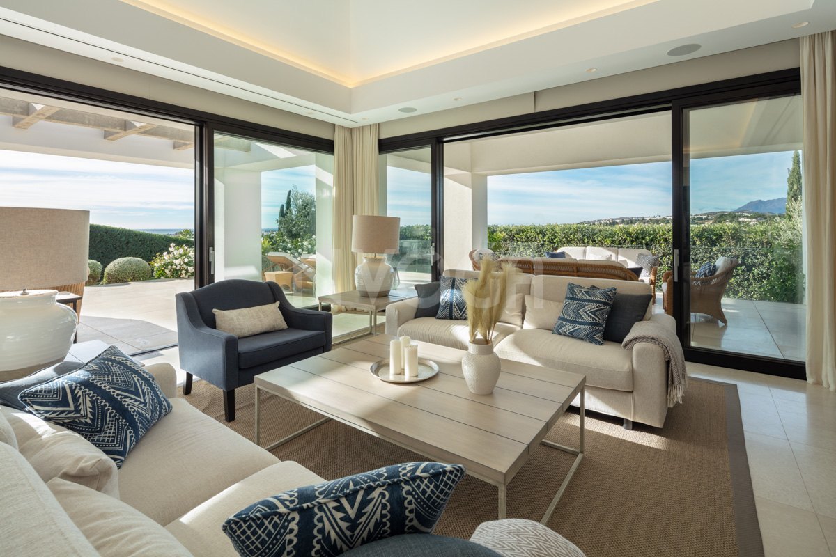 Increíble villa muy bien situada en Haza del Conde, Nueva Andalucía