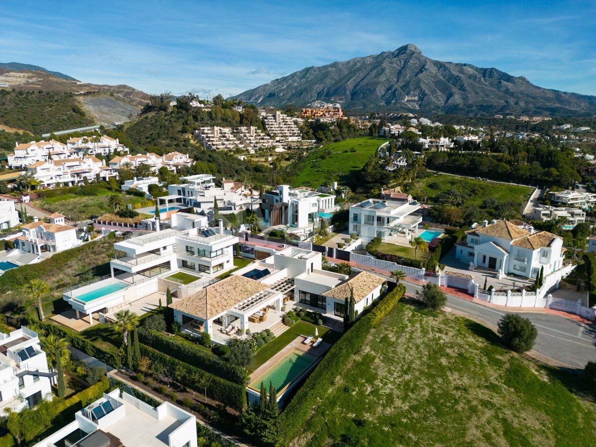 Increíble villa muy bien situada en Haza del Conde, Nueva Andalucía