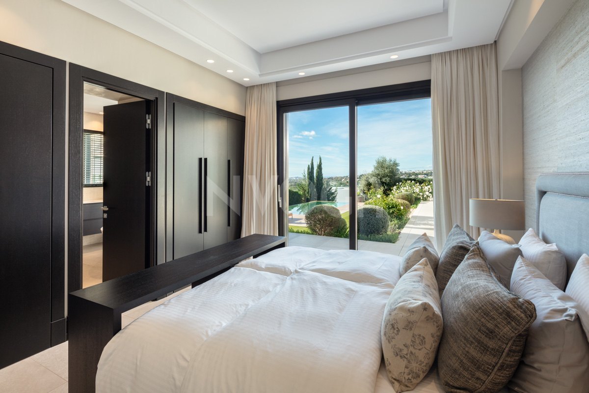 Increíble villa muy bien situada en Haza del Conde, Nueva Andalucía