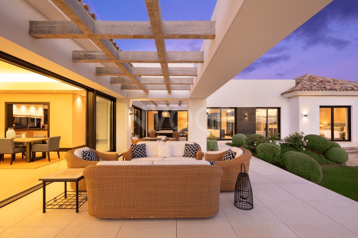 Increíble villa muy bien situada en Haza del Conde, Nueva Andalucía