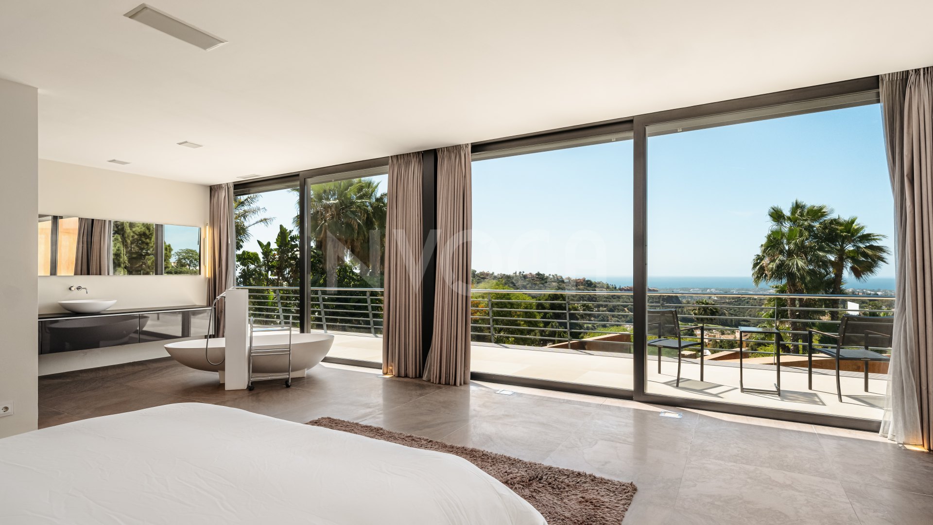 Spectacular luxury villa with 8 bedrooms in Benahavís