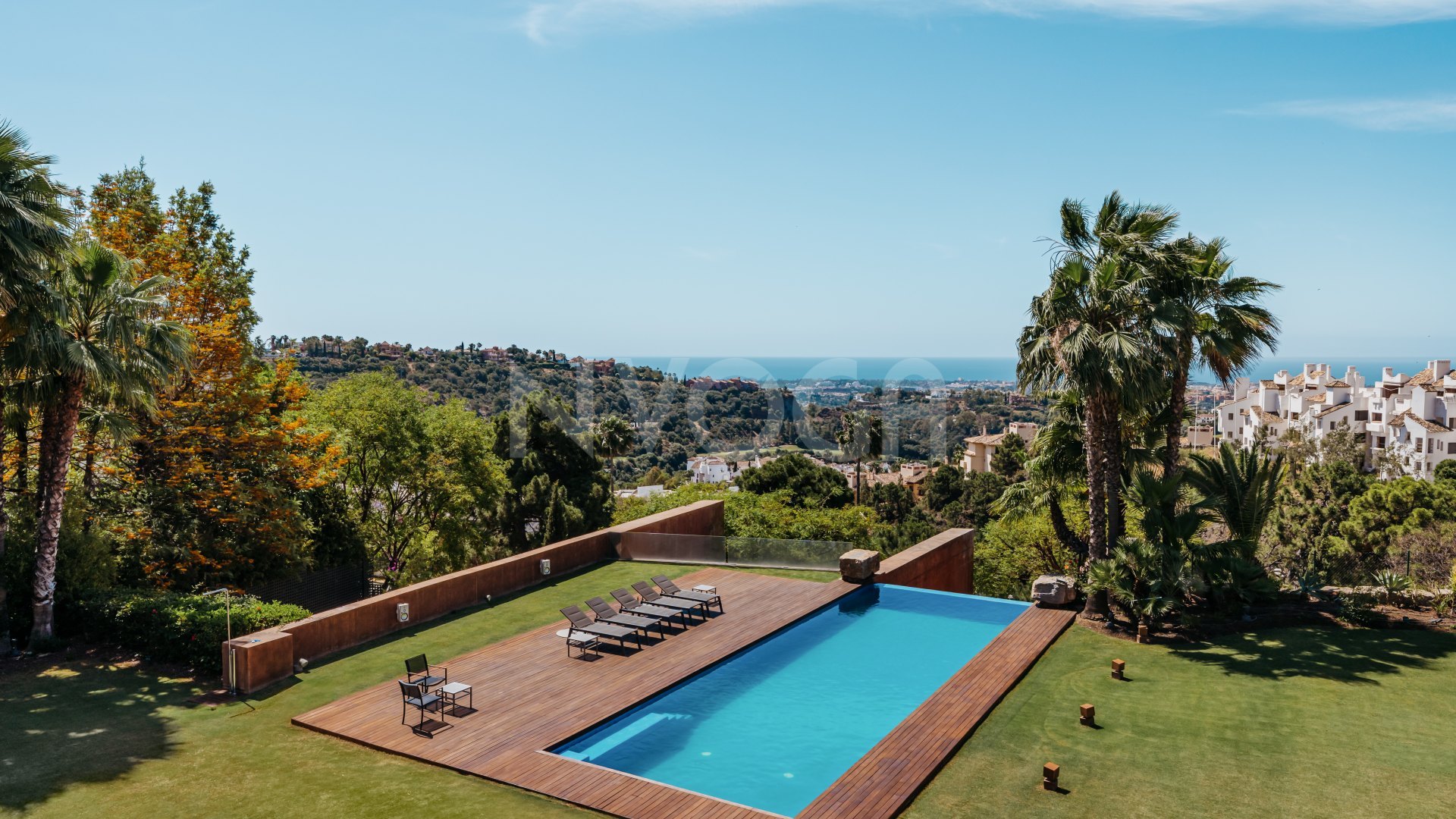 Spectacular luxury villa with 8 bedrooms in Benahavís