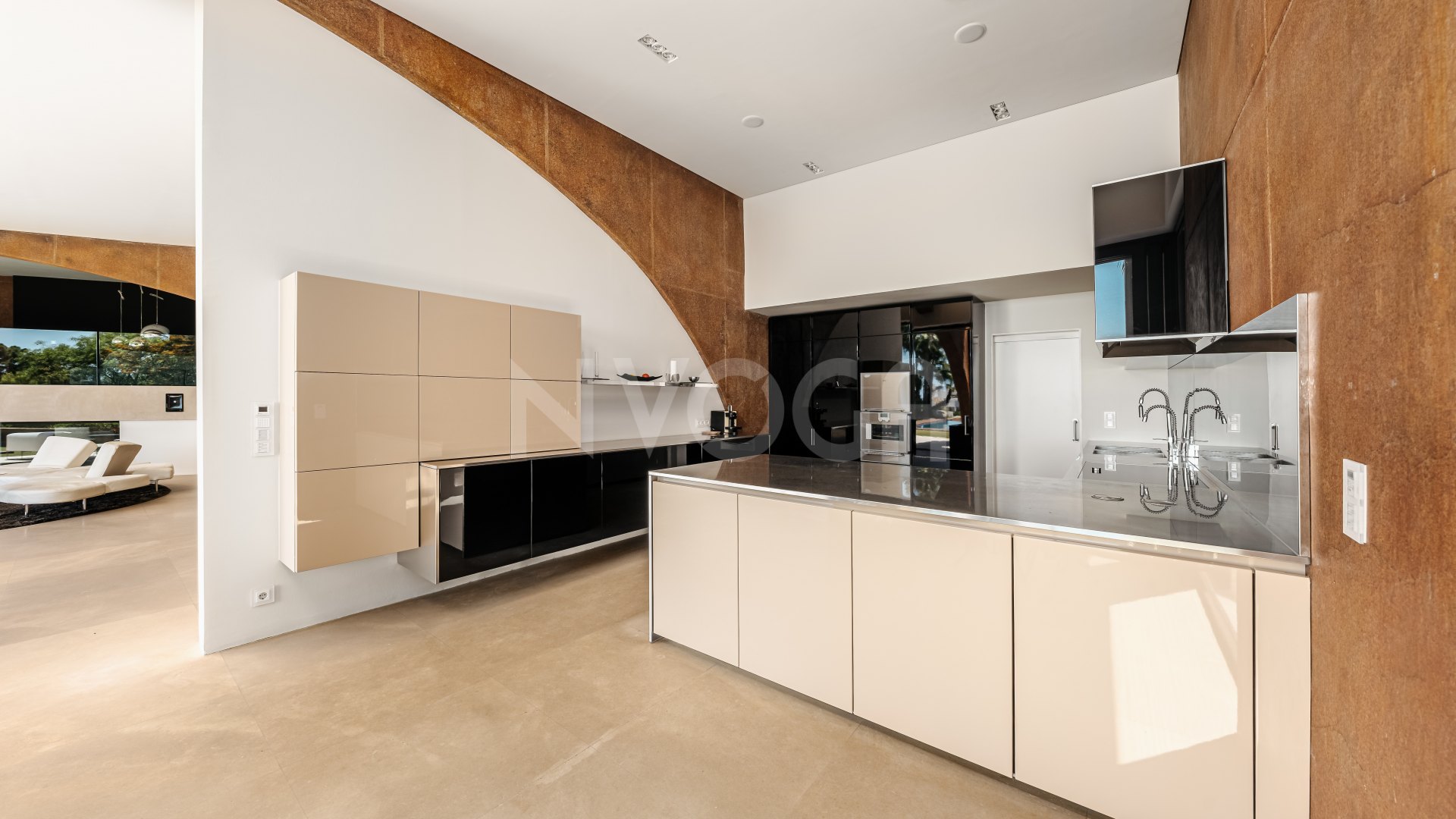 Spectacular luxury villa with 8 bedrooms in Benahavís