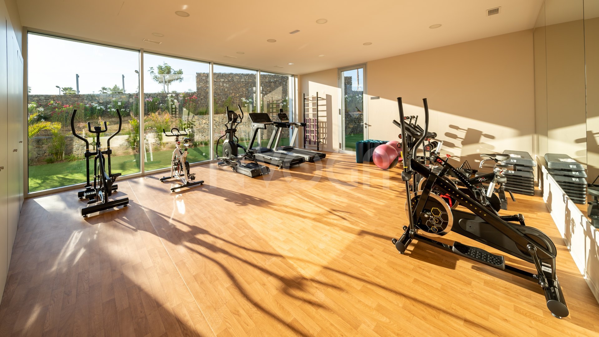 Front line beach apartment in Estepona
