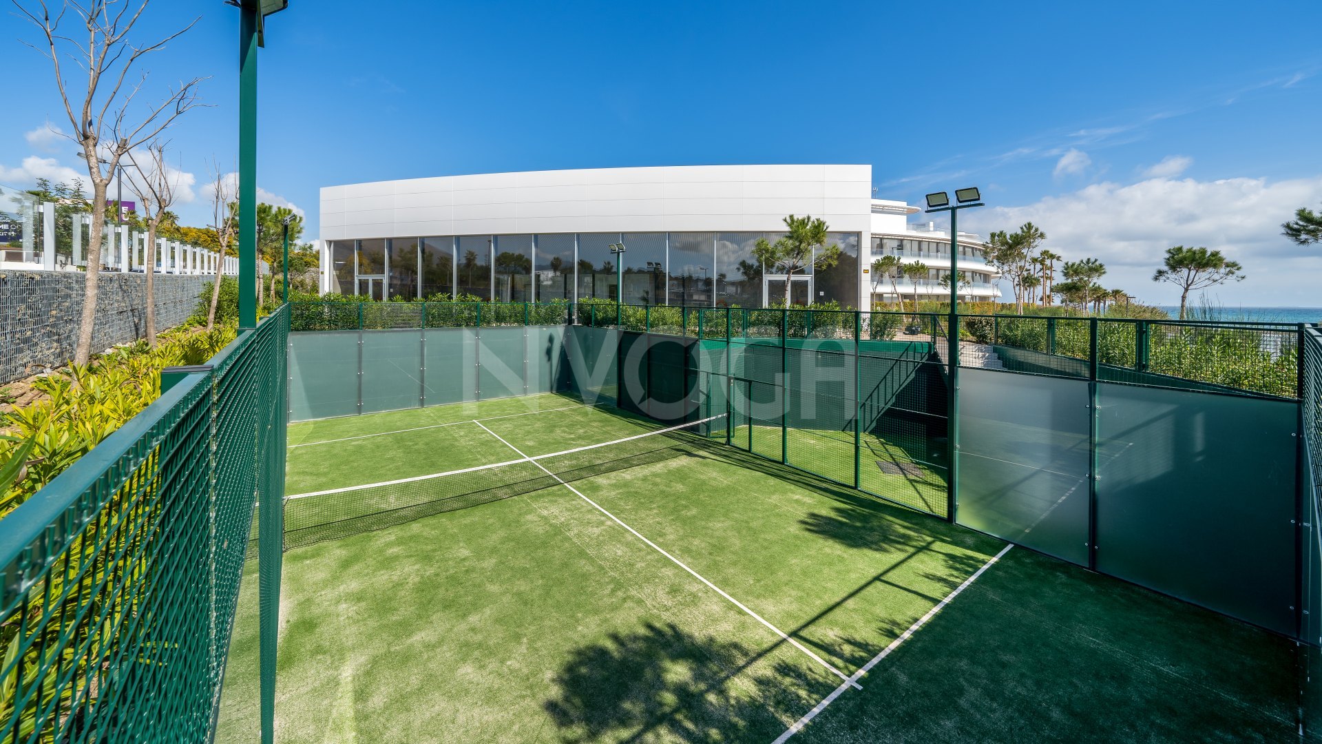 Front line beach apartment in Estepona