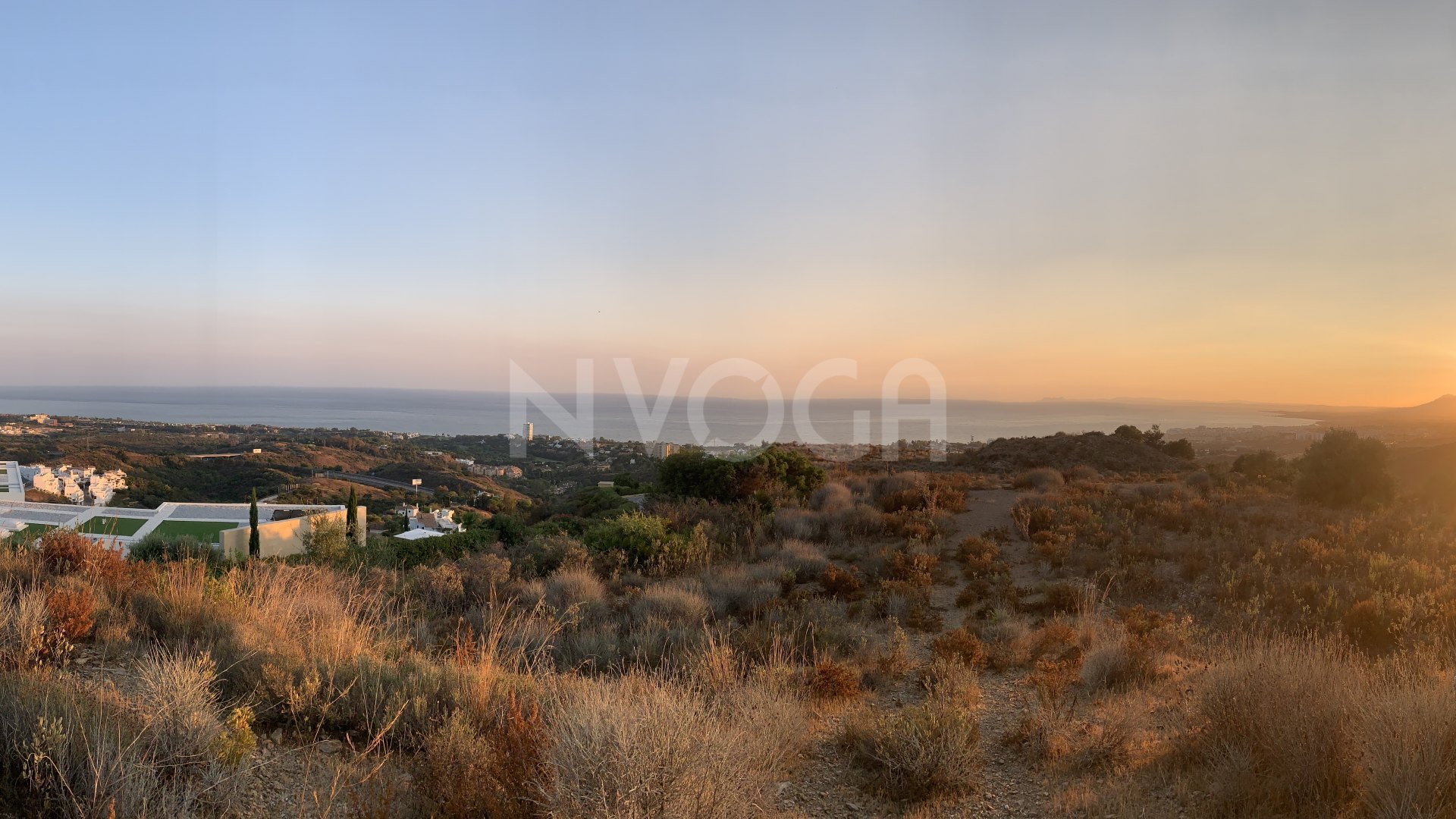 Paraíso tropical con vistas panorámicas al mar en Los Altos de los Monteros