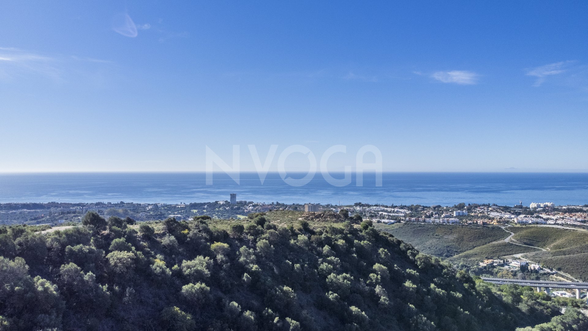 Paraíso tropical con vistas panorámicas al mar en Los Altos de los Monteros