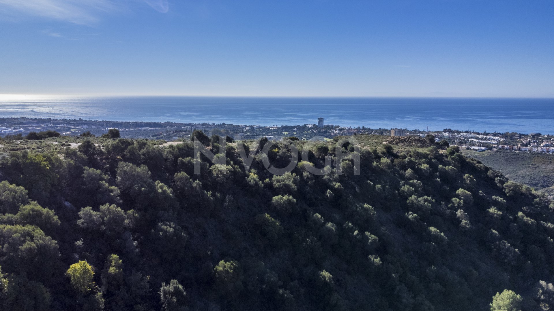 Paraíso tropical con vistas panorámicas al mar en Los Altos de los Monteros