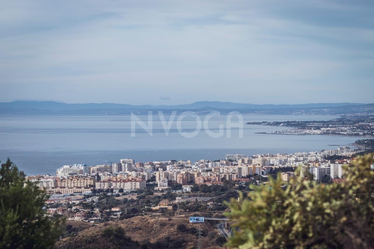 Paraíso tropical con vistas panorámicas al mar en Los Altos de los Monteros