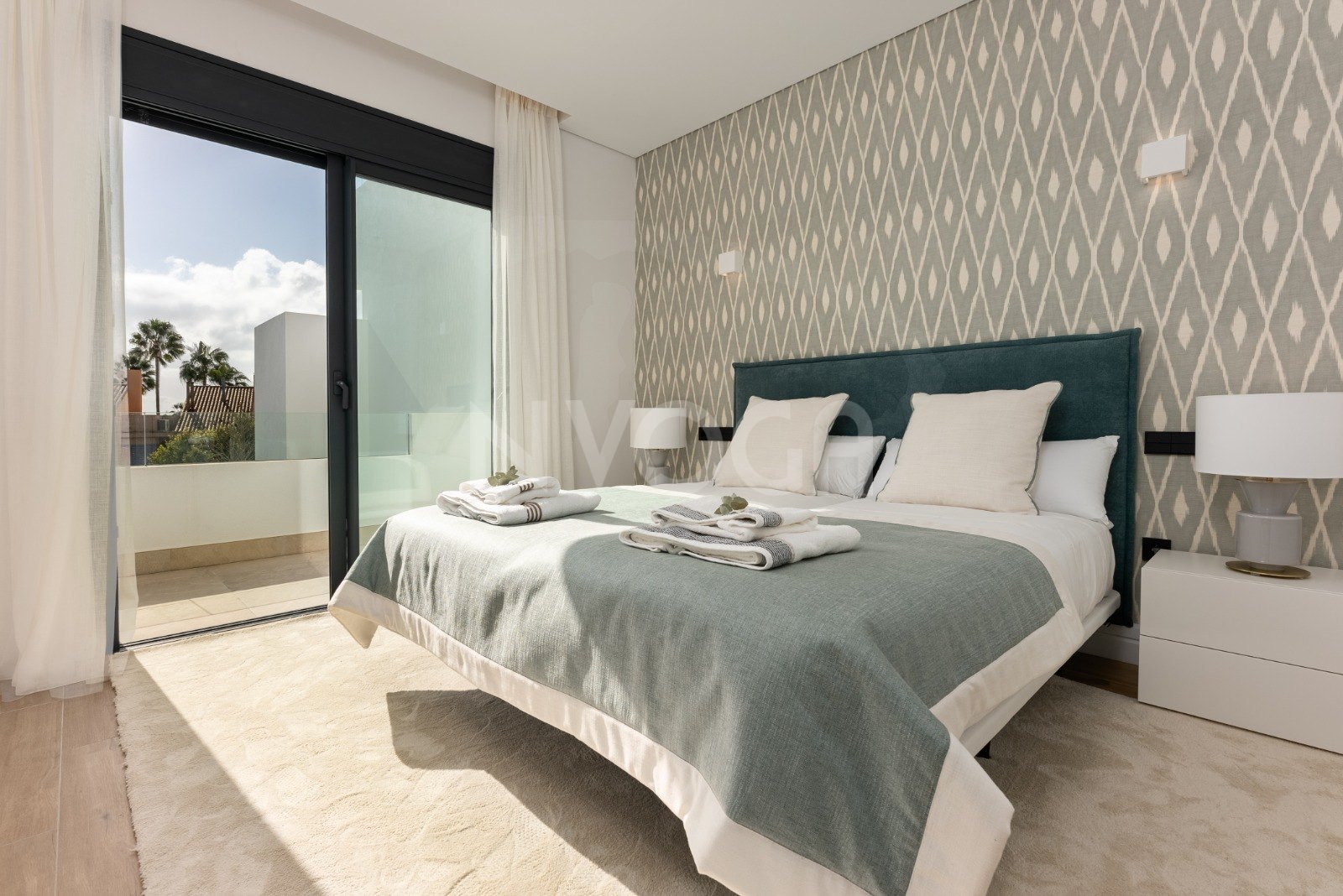 Magnífica casa adosada a estrenar en Nueva Andalucía, Marbella