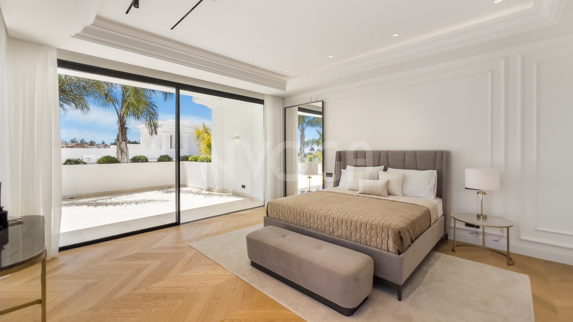 Luxury Villa with sea views in Lomas de Marbella Club