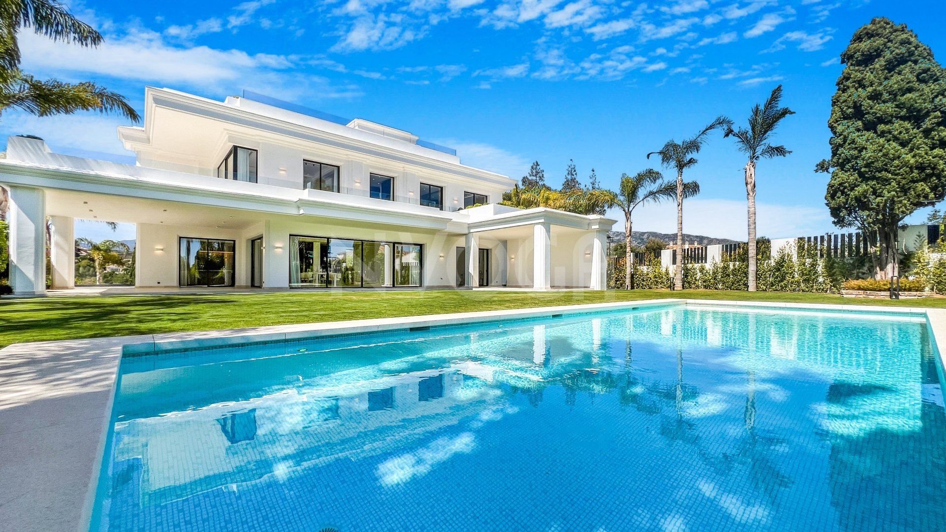 Luxury Villa with sea views in Lomas de Marbella Club