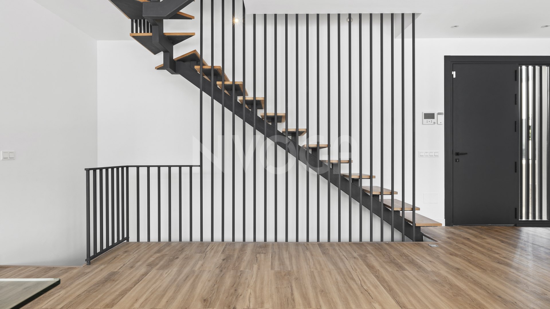 Villa exclusiva de nueva construcción en San Pedro de Alcántara, con diseño contemporáneo y acabados de alta calidad