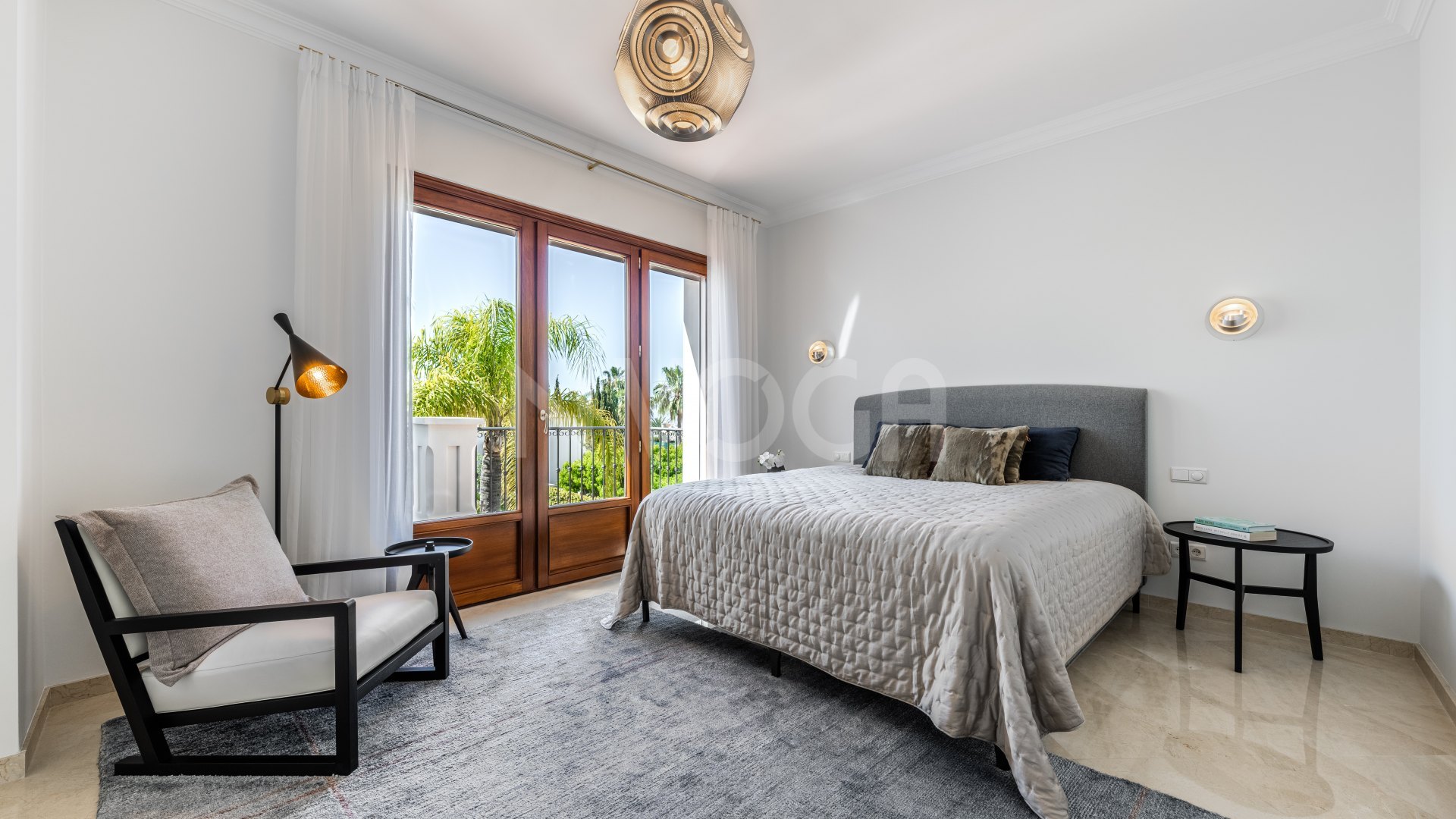 Luxurious villa in private urbanisation in Sierra Blanca, Marbella Golden Mile